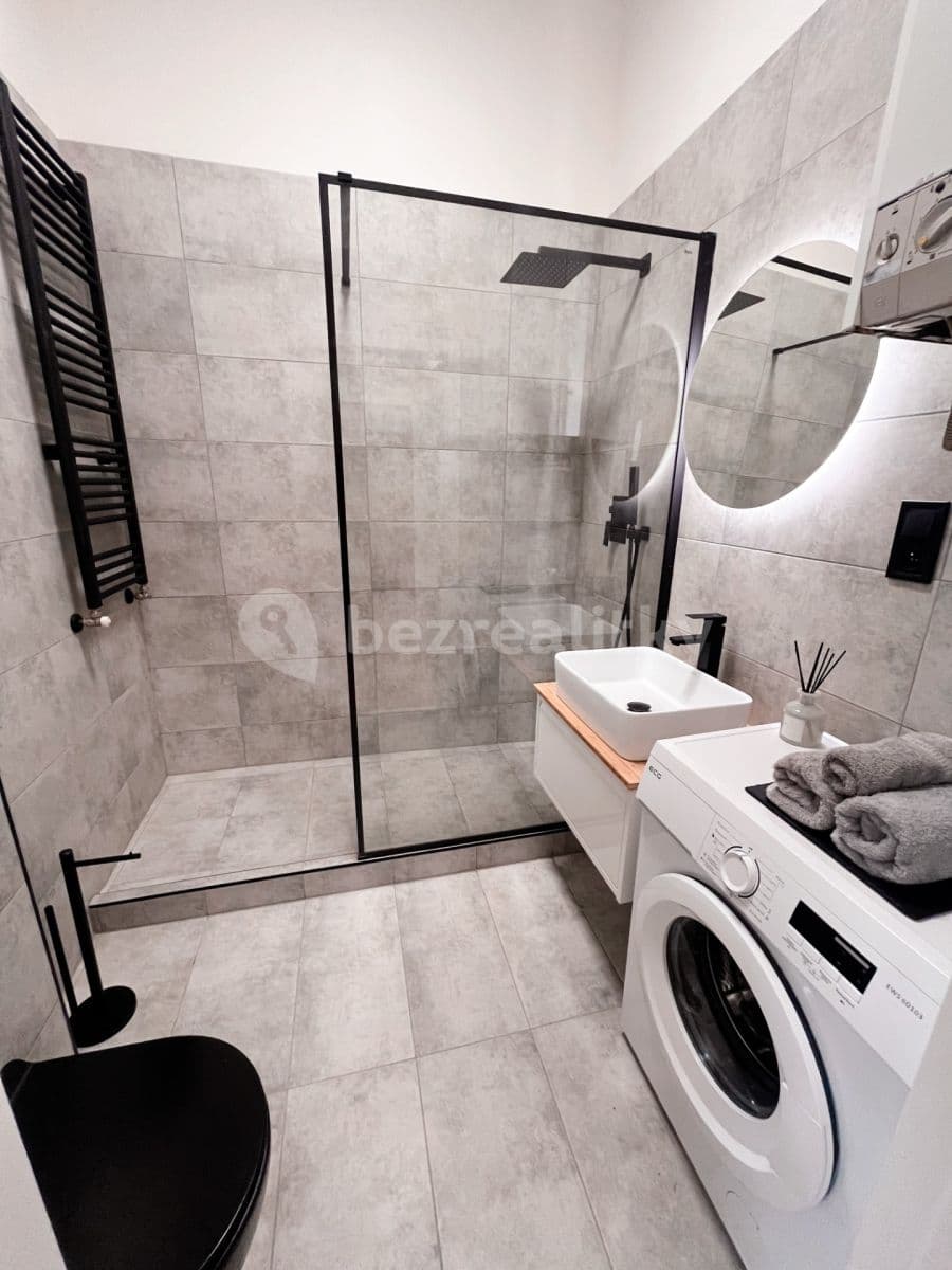 1 bedroom with open-plan kitchen flat to rent, 48 m², Kovářská, Prague, Prague 1 bedroom with open-plan kitchen flat to rent, 48 m², Kovářská, Prague, Prague