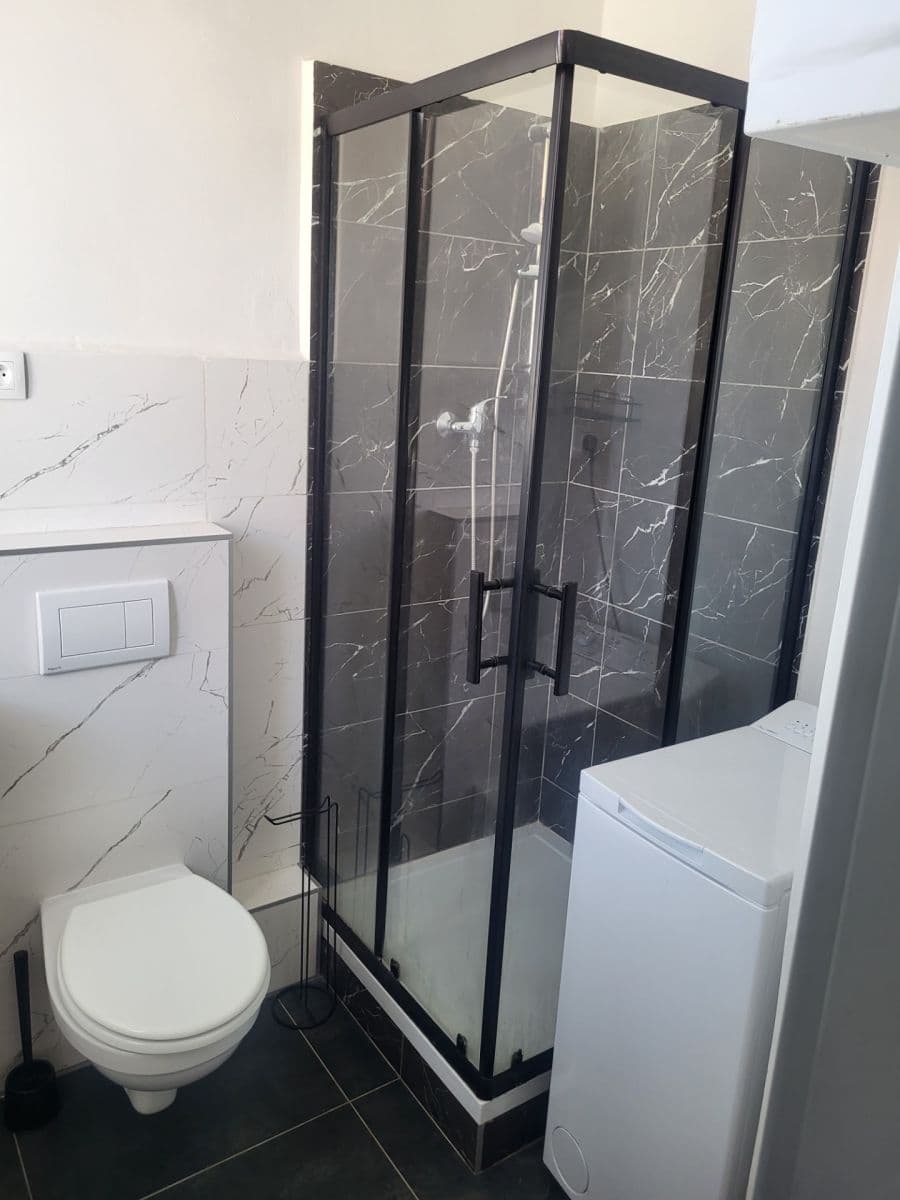 Studio flat to rent, 28 m², Baarova, Prague, Prague Studio flat to rent, 28 m², Baarova, Prague, Prague