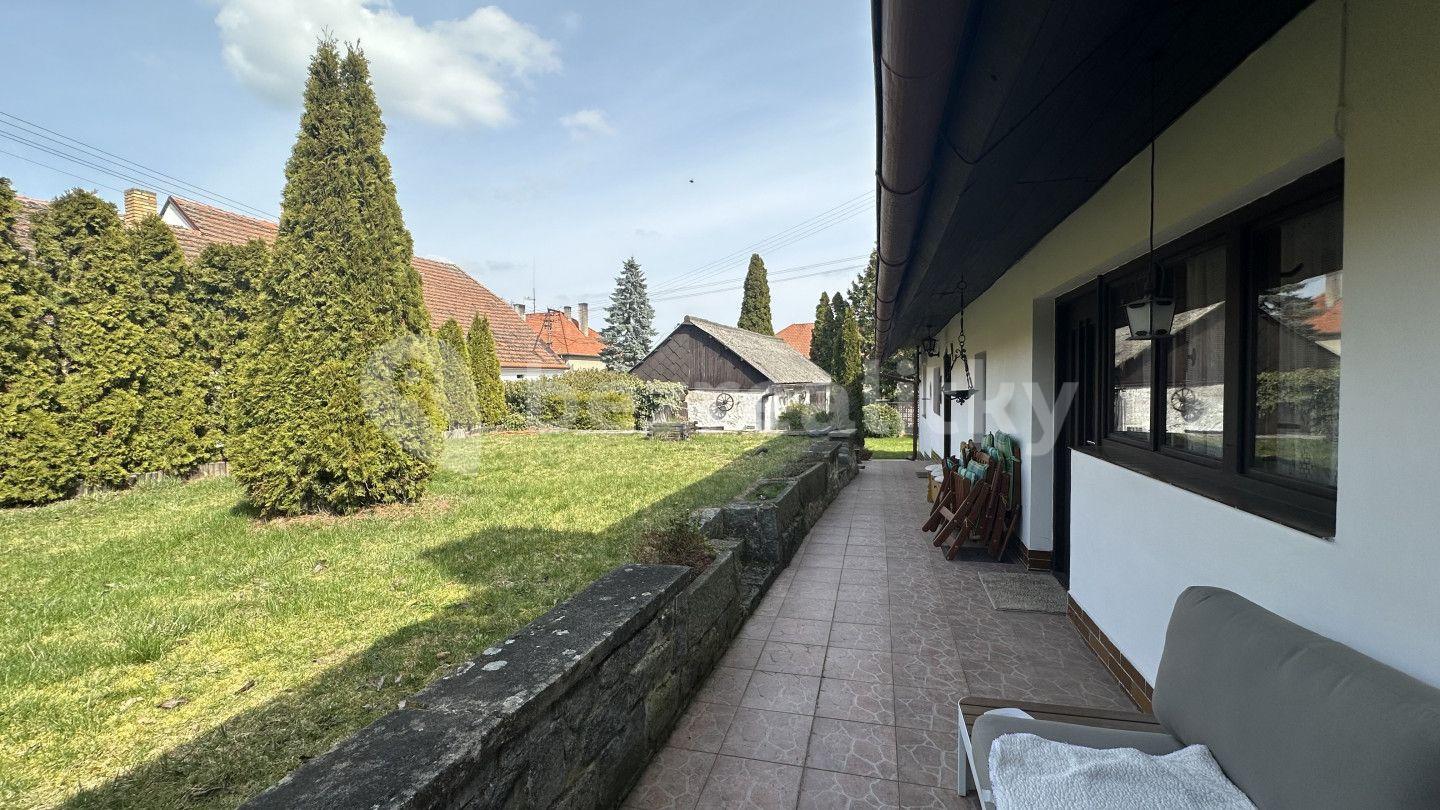 recreational property for sale, 241 m², Kozárovice, Středočeský Region