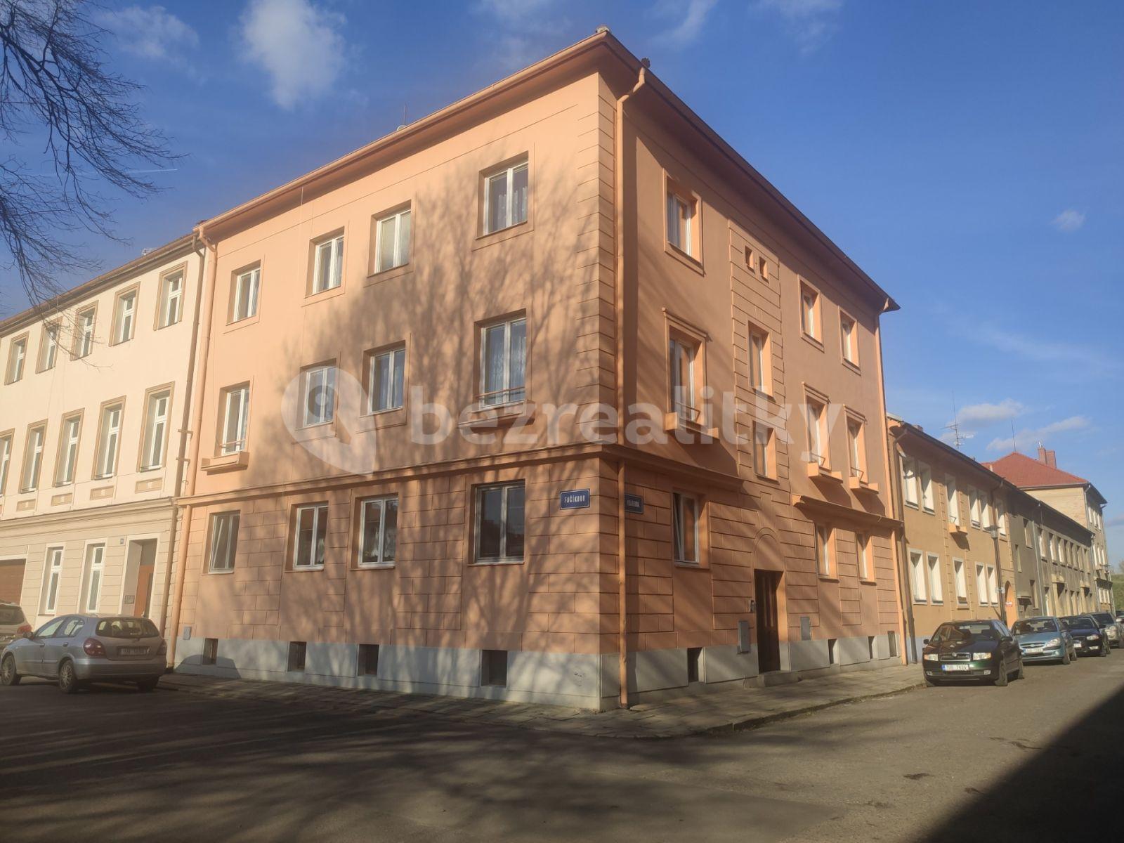 3 bedroom flat for sale, 70 m², Vodárenská, Terezín, Ústecký Region