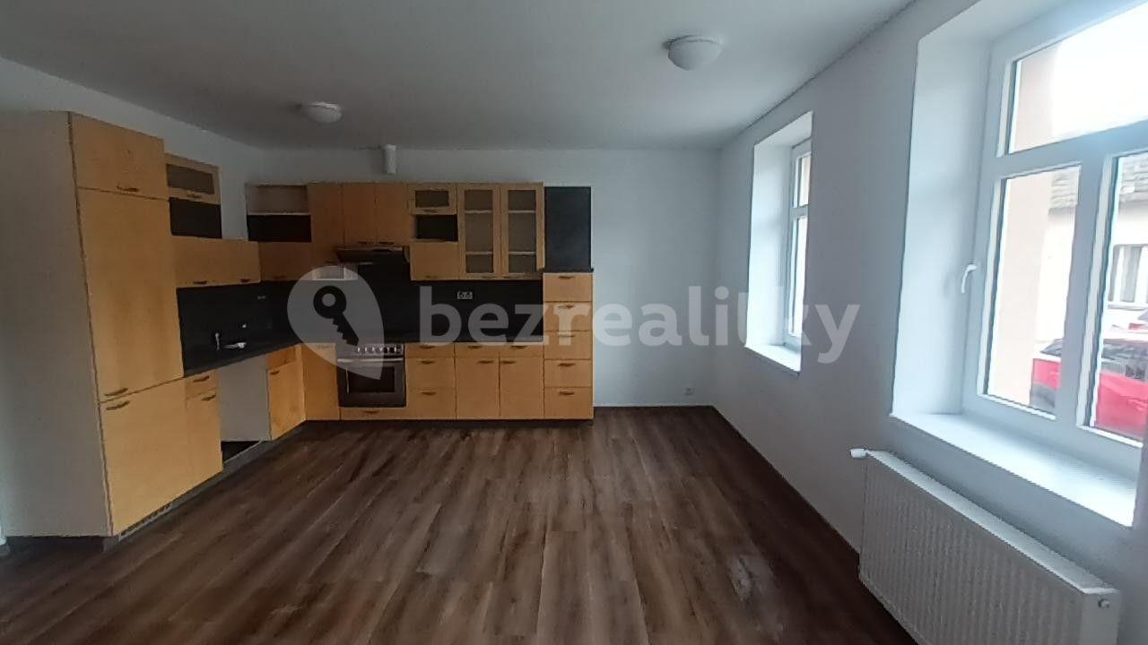 2 bedroom with open-plan kitchen flat to rent, 85 m², 5. května, Žiželice, Středočeský Region