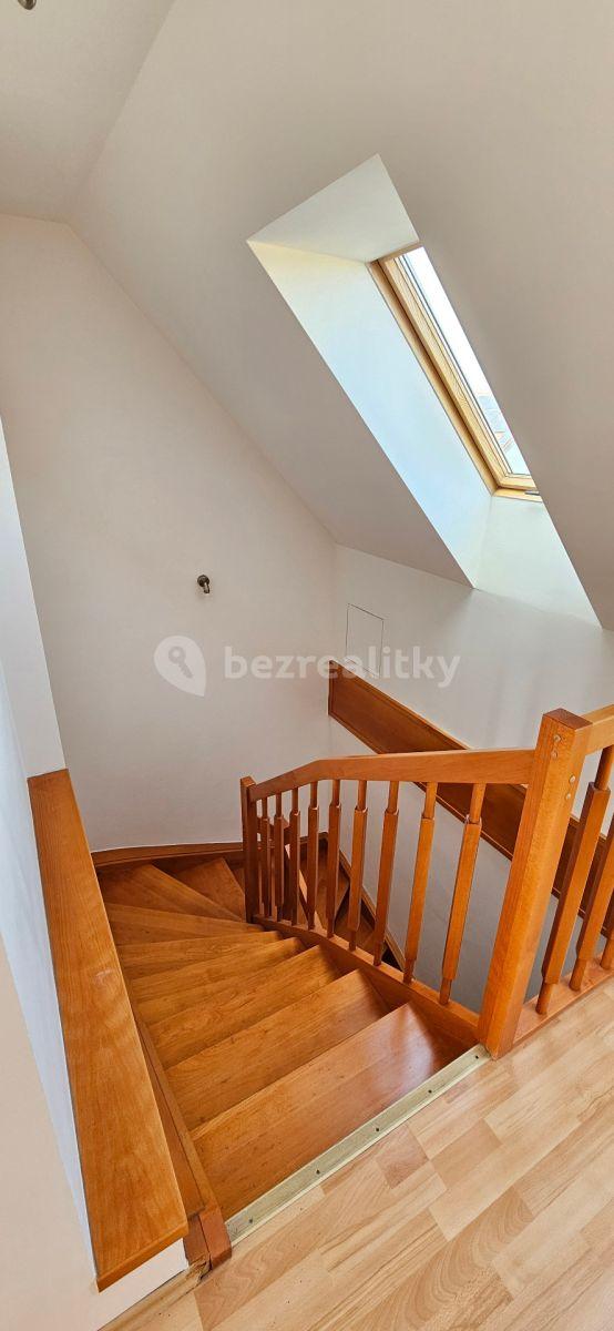 2 bedroom flat to rent, 75 m², Zenklova, Prague, Prague