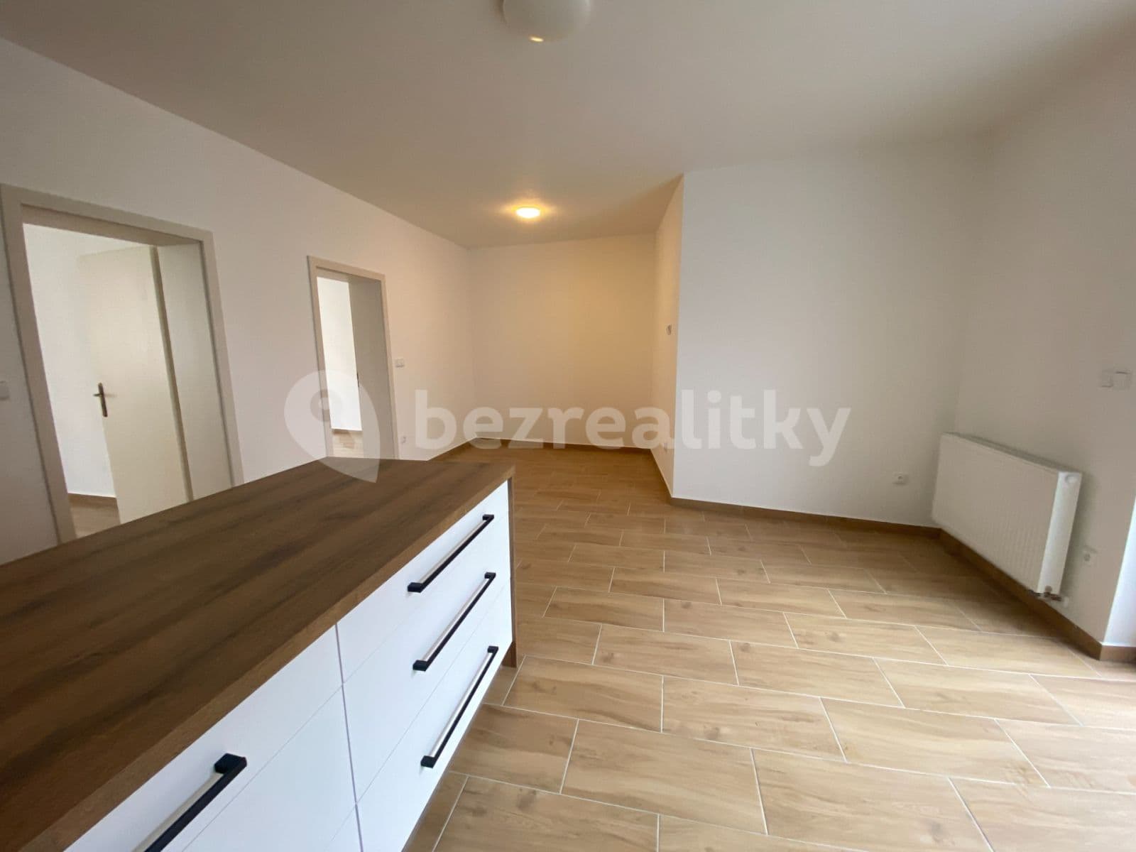 2 bedroom with open-plan kitchen flat to rent, 75 m², Krameriova, Klatovy, Plzeňský Region 2 bedroom with open-plan kitchen flat to rent, 75 m², Krameriova, Klatovy, Plzeňský Region