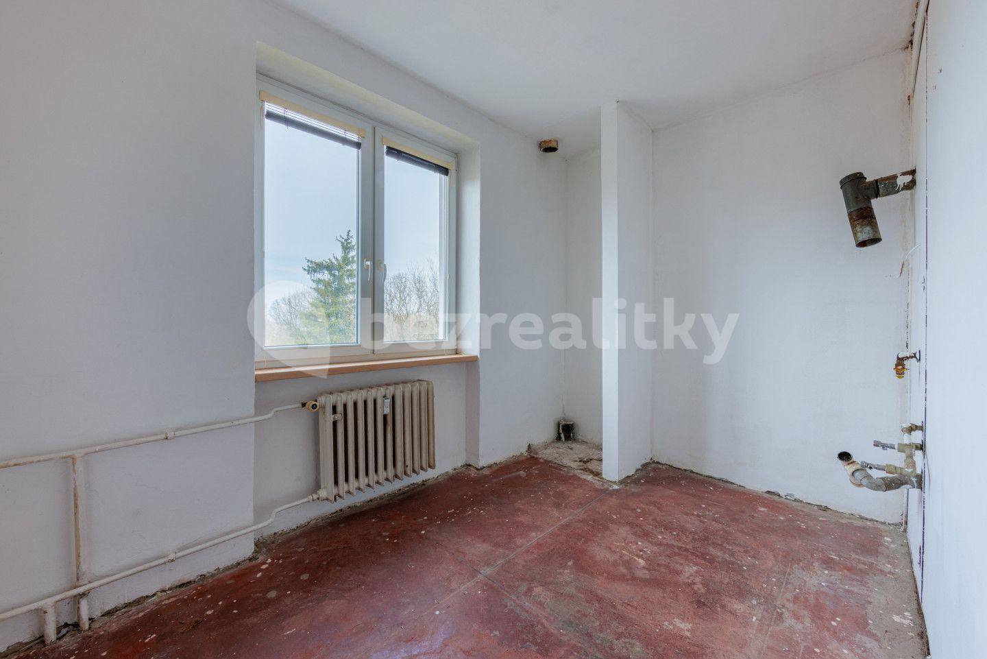 2 bedroom flat for sale, 49 m², Heyrovského, Sokolov, Karlovarský Region