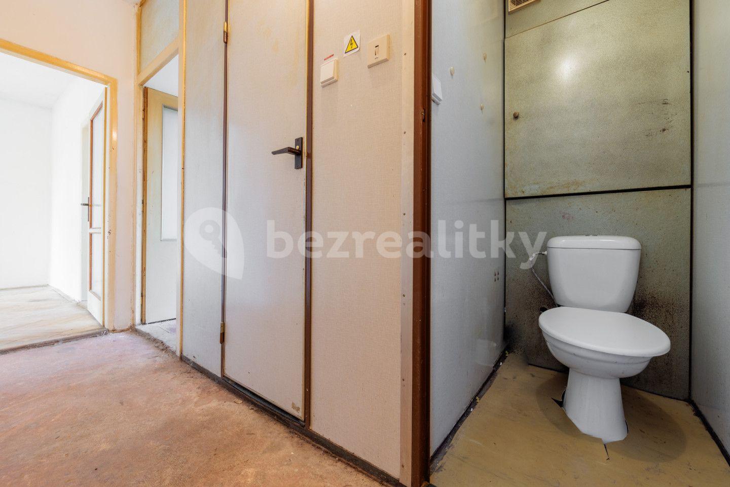 2 bedroom flat for sale, 49 m², Heyrovského, Sokolov, Karlovarský Region