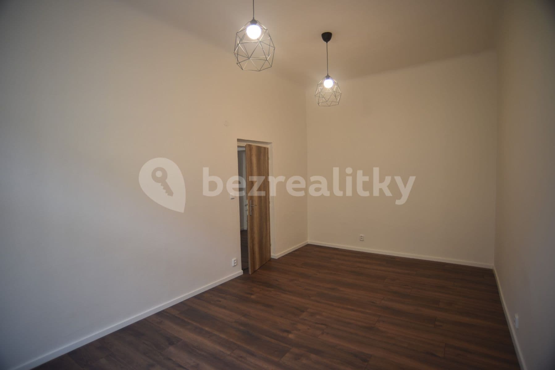 3 bedroom flat to rent, 78 m², Svatoslavova, Prague, Prague 3 bedroom flat to rent, 78 m², Svatoslavova, Prague, Prague