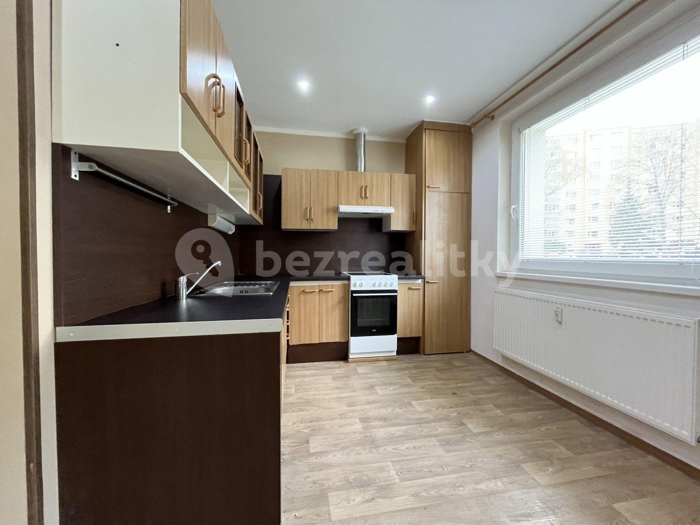 3 bedroom flat for sale, 68 m², Hutnická, Chomutov, Ústecký Region