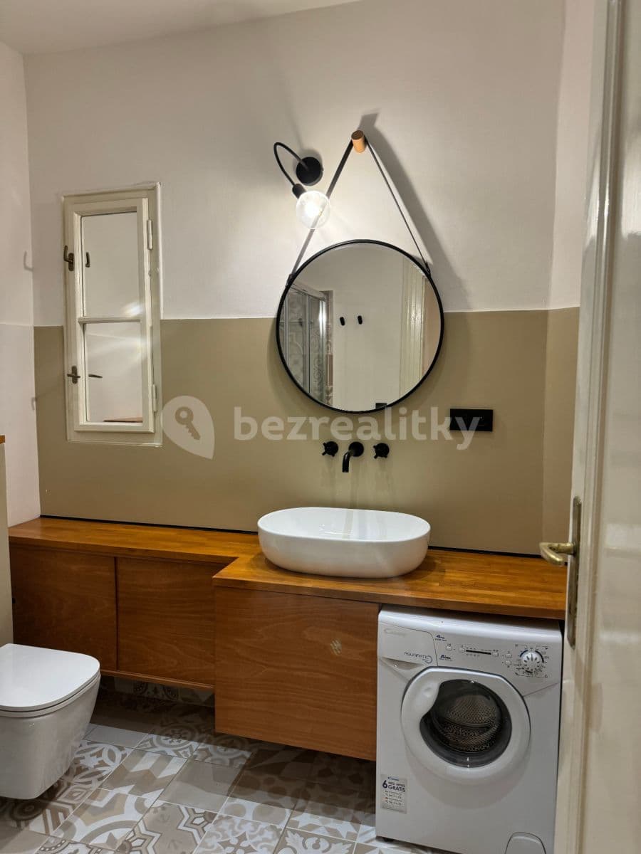 1 bedroom with open-plan kitchen flat to rent, 40 m², Radhošťská, Prague, Prague 1 bedroom with open-plan kitchen flat to rent, 40 m², Radhošťská, Prague, Prague