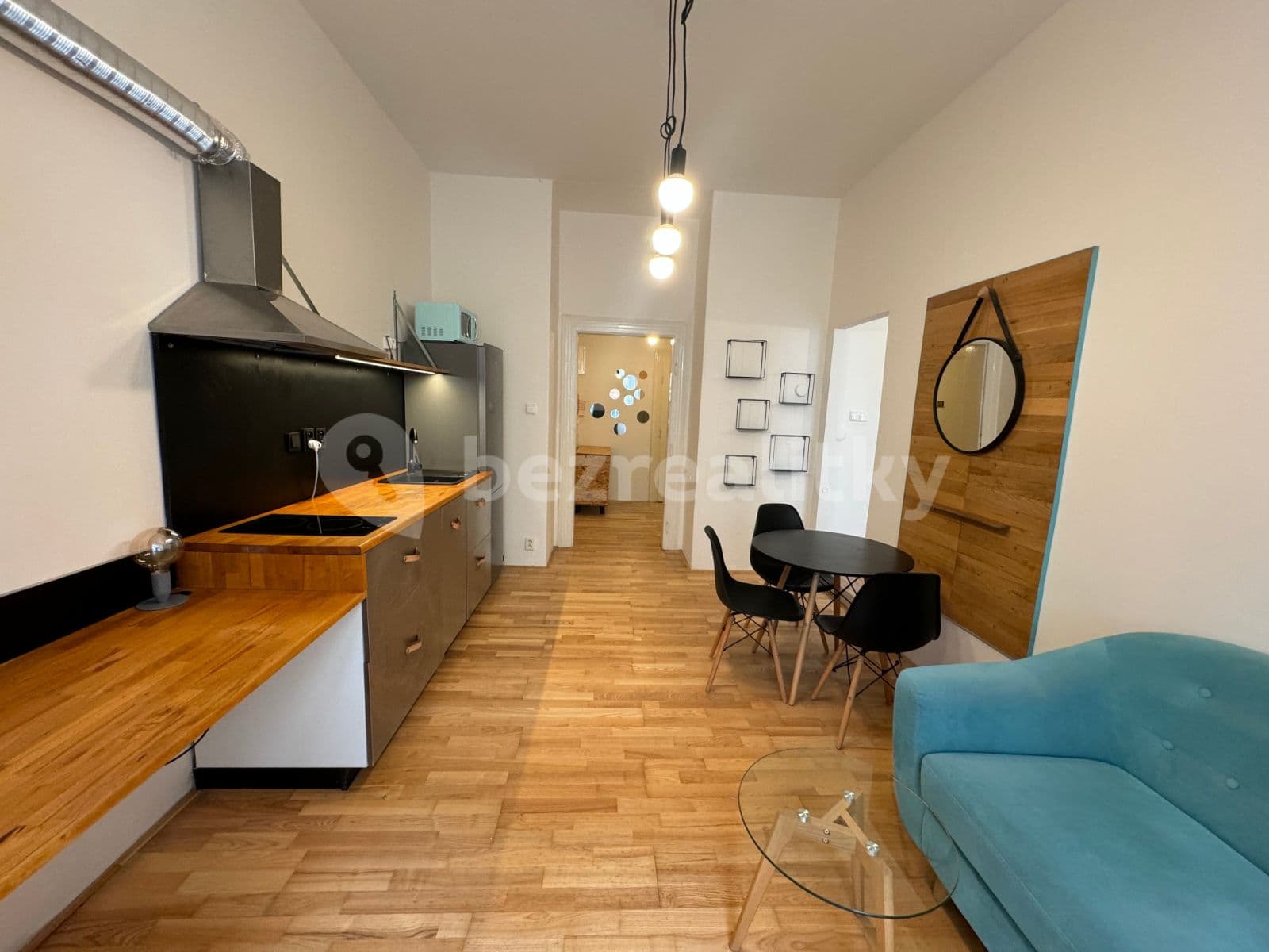 1 bedroom with open-plan kitchen flat to rent, 40 m², Radhošťská, Prague, Prague 1 bedroom with open-plan kitchen flat to rent, 40 m², Radhošťská, Prague, Prague