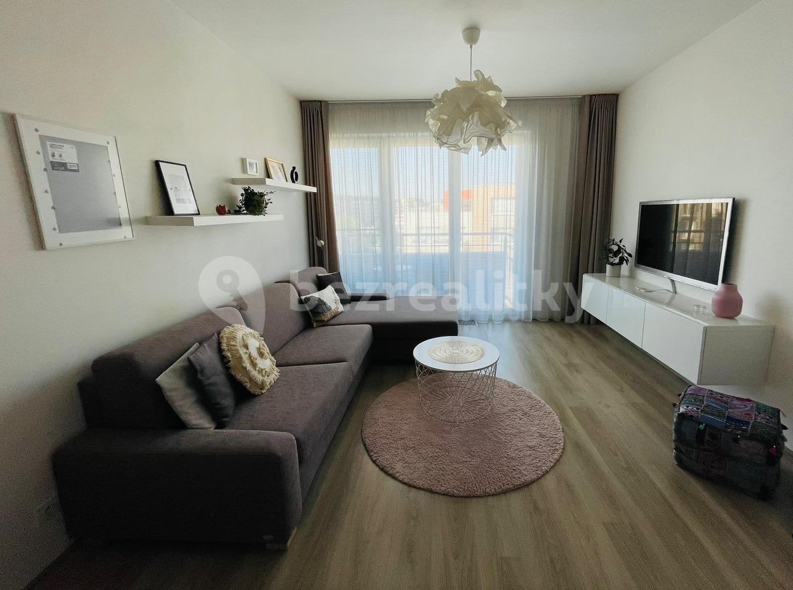 Studio flat to rent, 33 m², Štanderova, Prague, Prague Studio flat to rent, 33 m², Štanderova, Prague, Prague