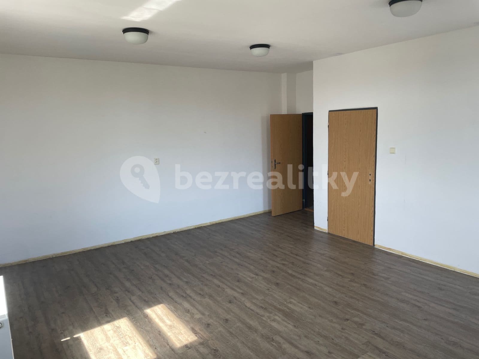 office to rent, 30 m², Nádražní, Prague, Prague