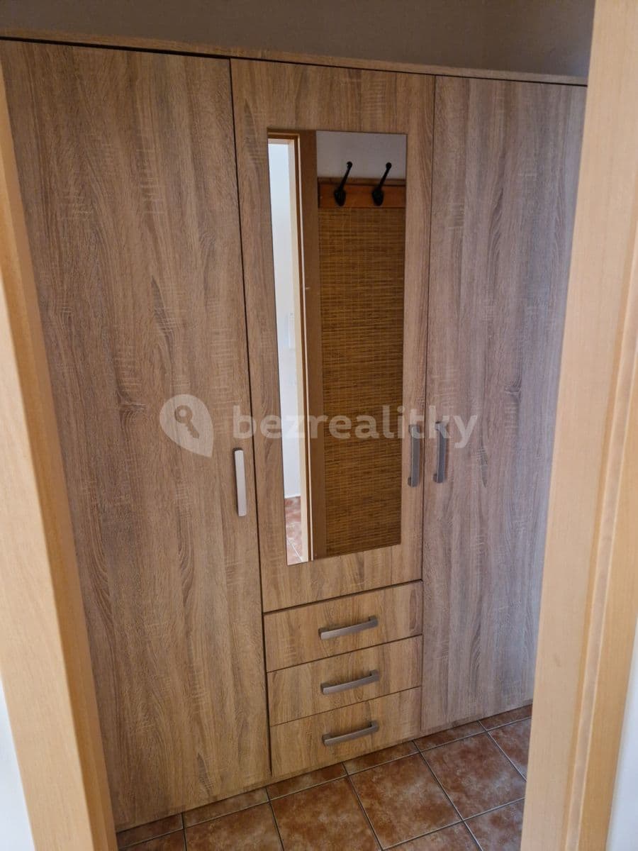 Studio flat to rent, 30 m², Jozefa Gabčíka, Pardubice, Pardubický Region Studio flat to rent, 30 m², Jozefa Gabčíka, Pardubice, Pardubický Region