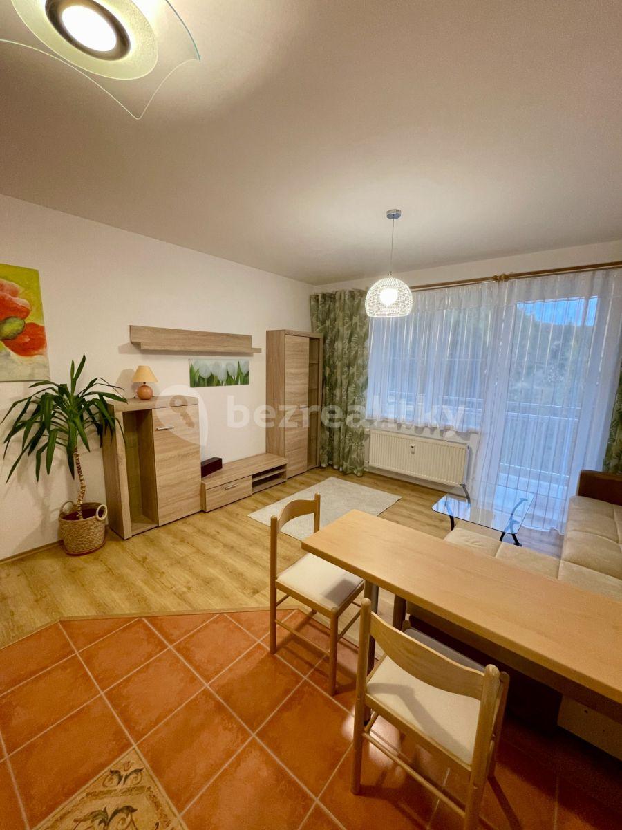 2 bedroom with open-plan kitchen flat to rent, 60 m², Na Stráni, Holýšov, Plzeňský Region