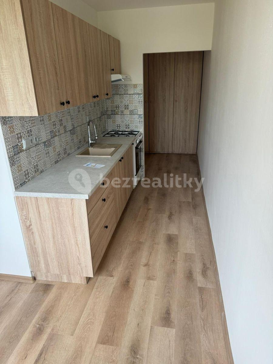 2 bedroom flat to rent, 53 m², Nádražní, Otrokovice, Zlínský Region