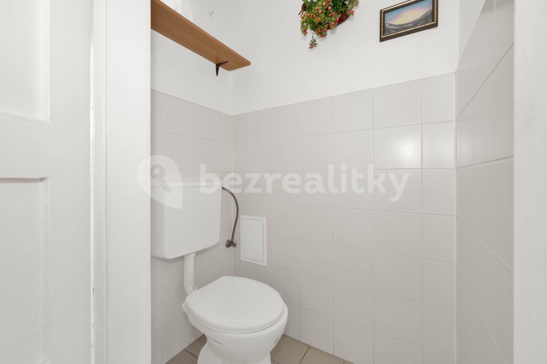 3 bedroom flat to rent, 98 m², Ypsilantiho, Brno, Jihomoravský Region