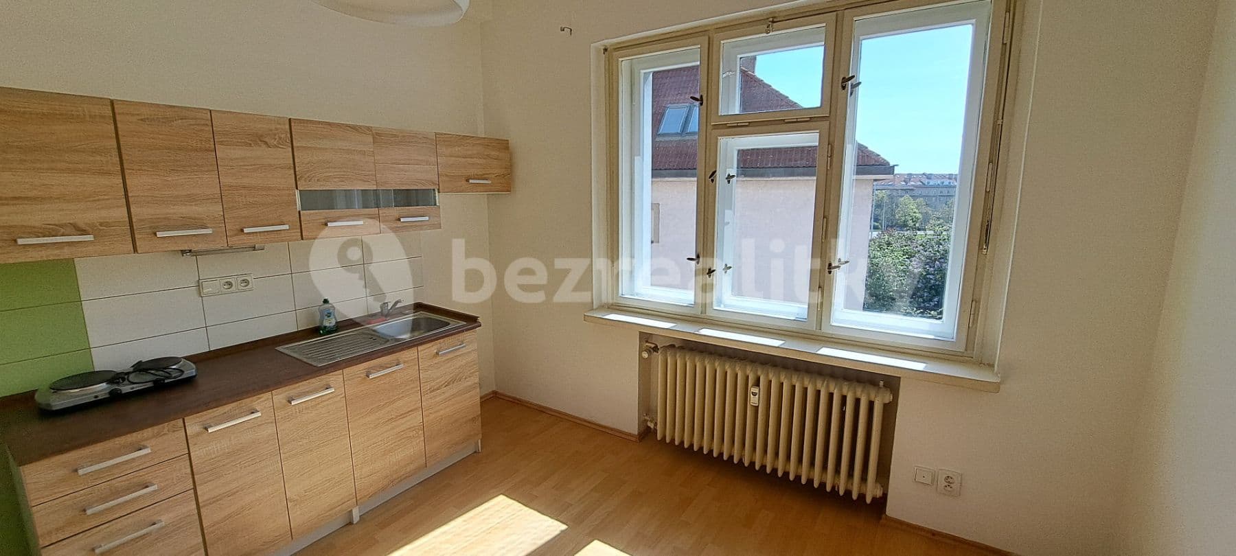 Studio flat to rent, 20 m², Bělocerkevská, Prague, Prague Studio flat to rent, 20 m², Bělocerkevská, Prague, Prague