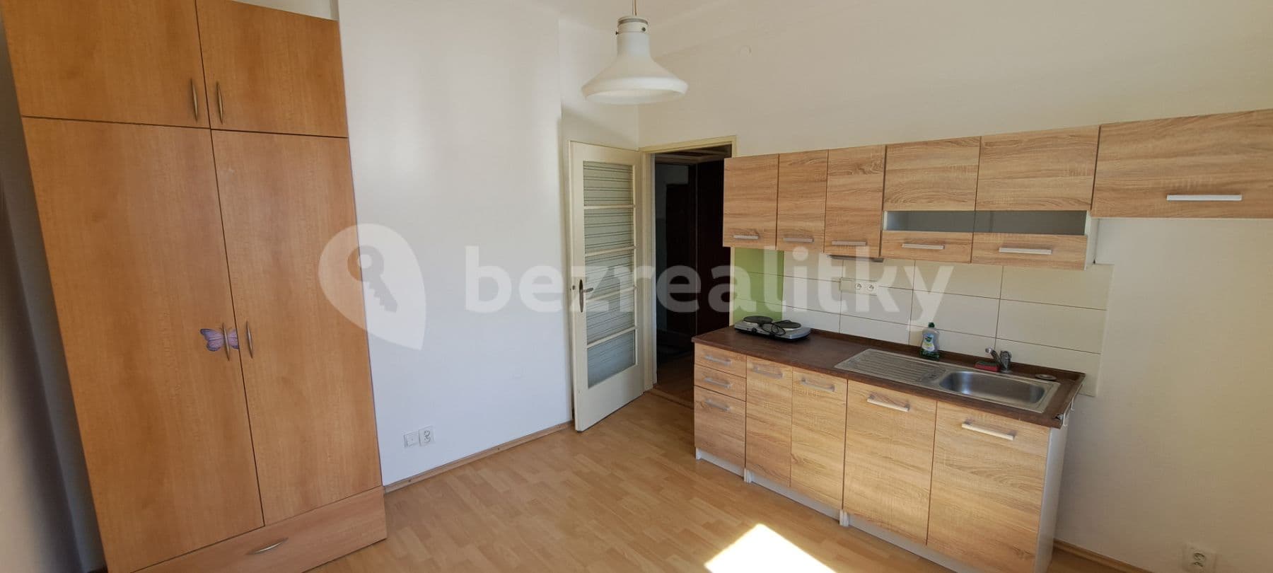Studio flat to rent, 20 m², Bělocerkevská, Prague, Prague Studio flat to rent, 20 m², Bělocerkevská, Prague, Prague