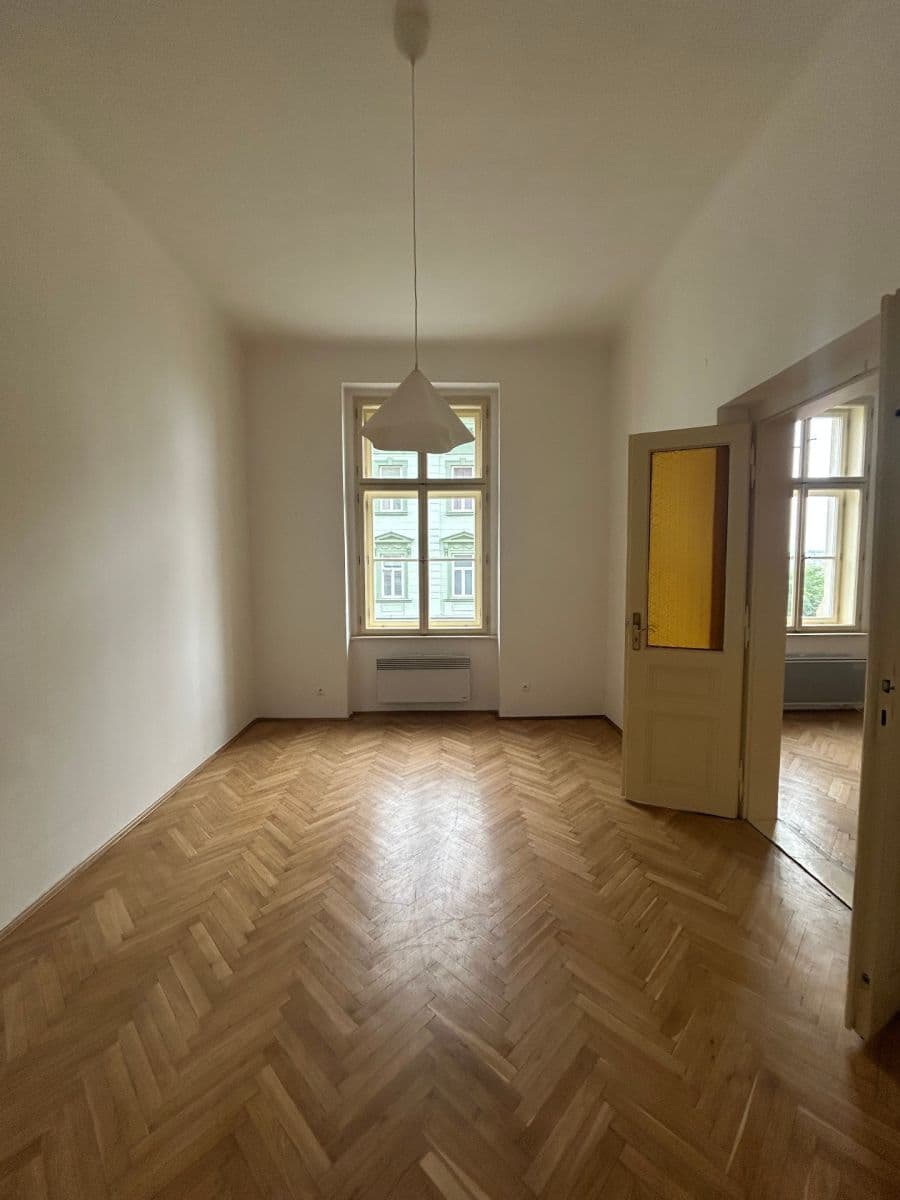 1 bedroom with open-plan kitchen flat to rent, 55 m², Bubenská, Prague, Prague 1 bedroom with open-plan kitchen flat to rent, 55 m², Bubenská, Prague, Prague