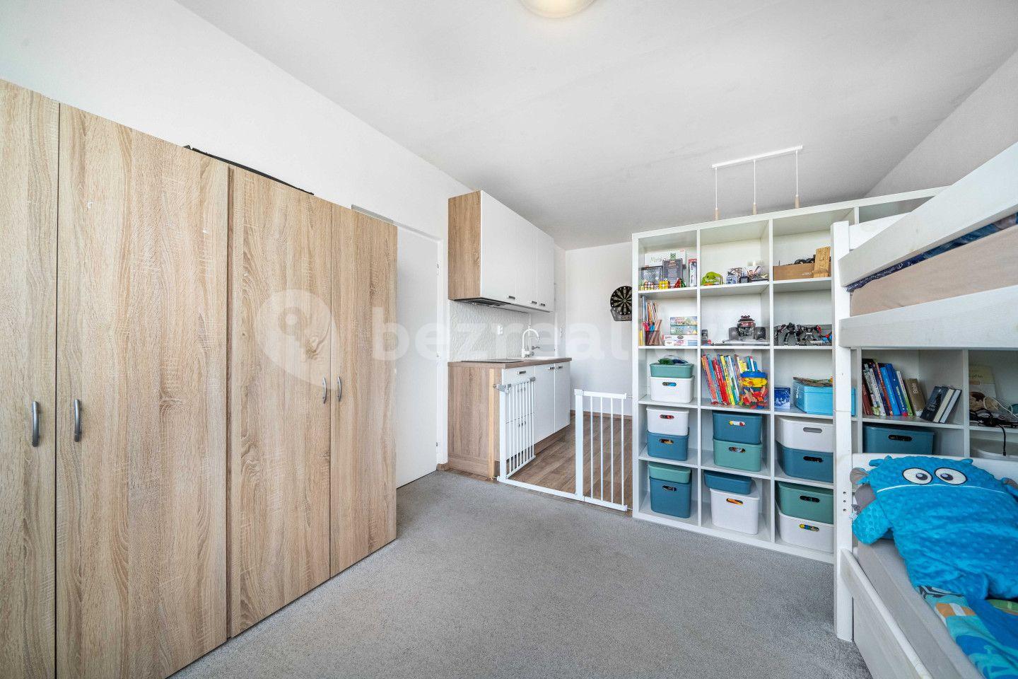 1 bedroom with open-plan kitchen flat for sale, 39 m², Žlutická, Plzeň, Plzeňský Region