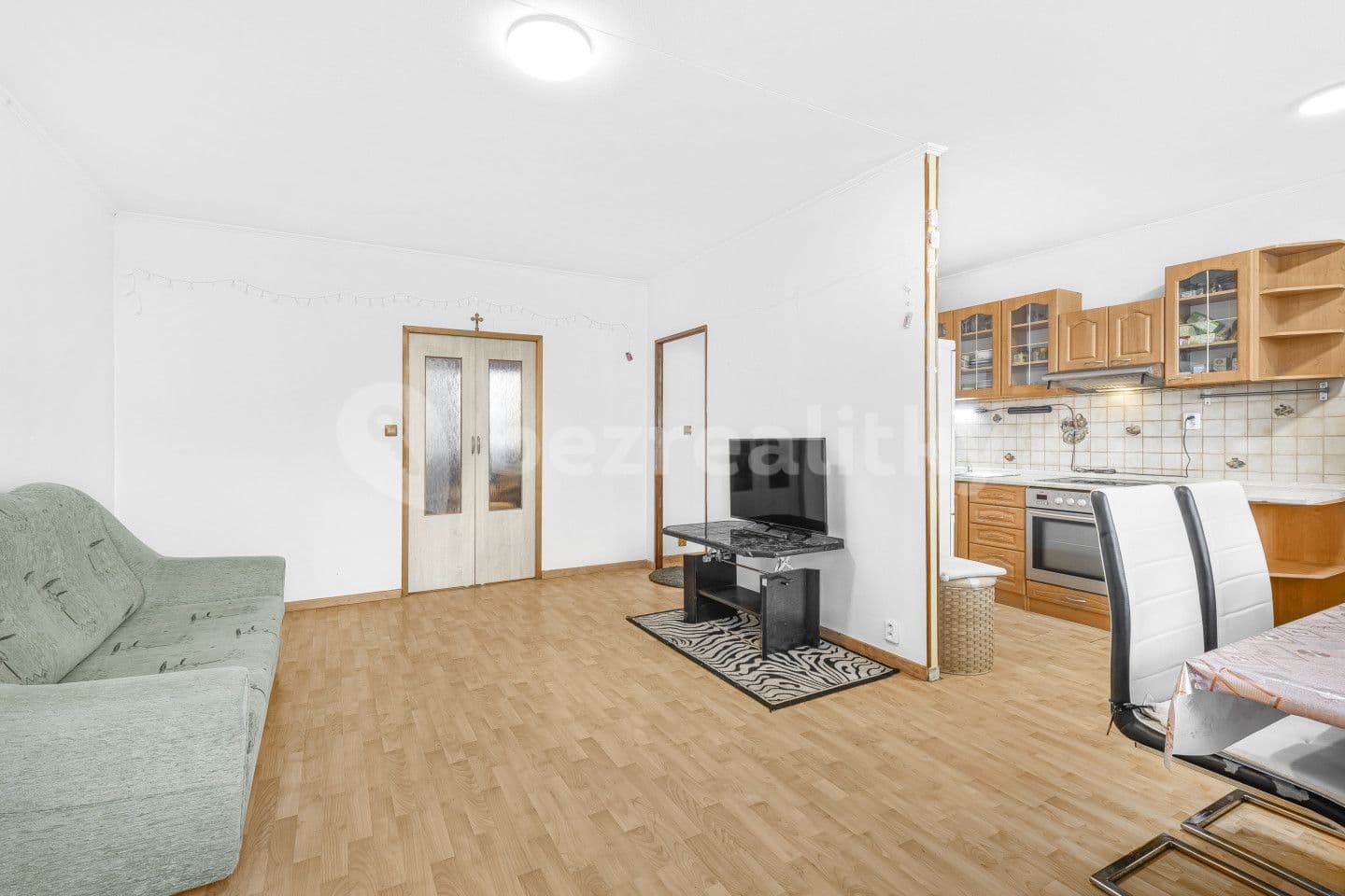 2 bedroom with open-plan kitchen flat for sale, 84 m², Vašátkova, Prague, Prague