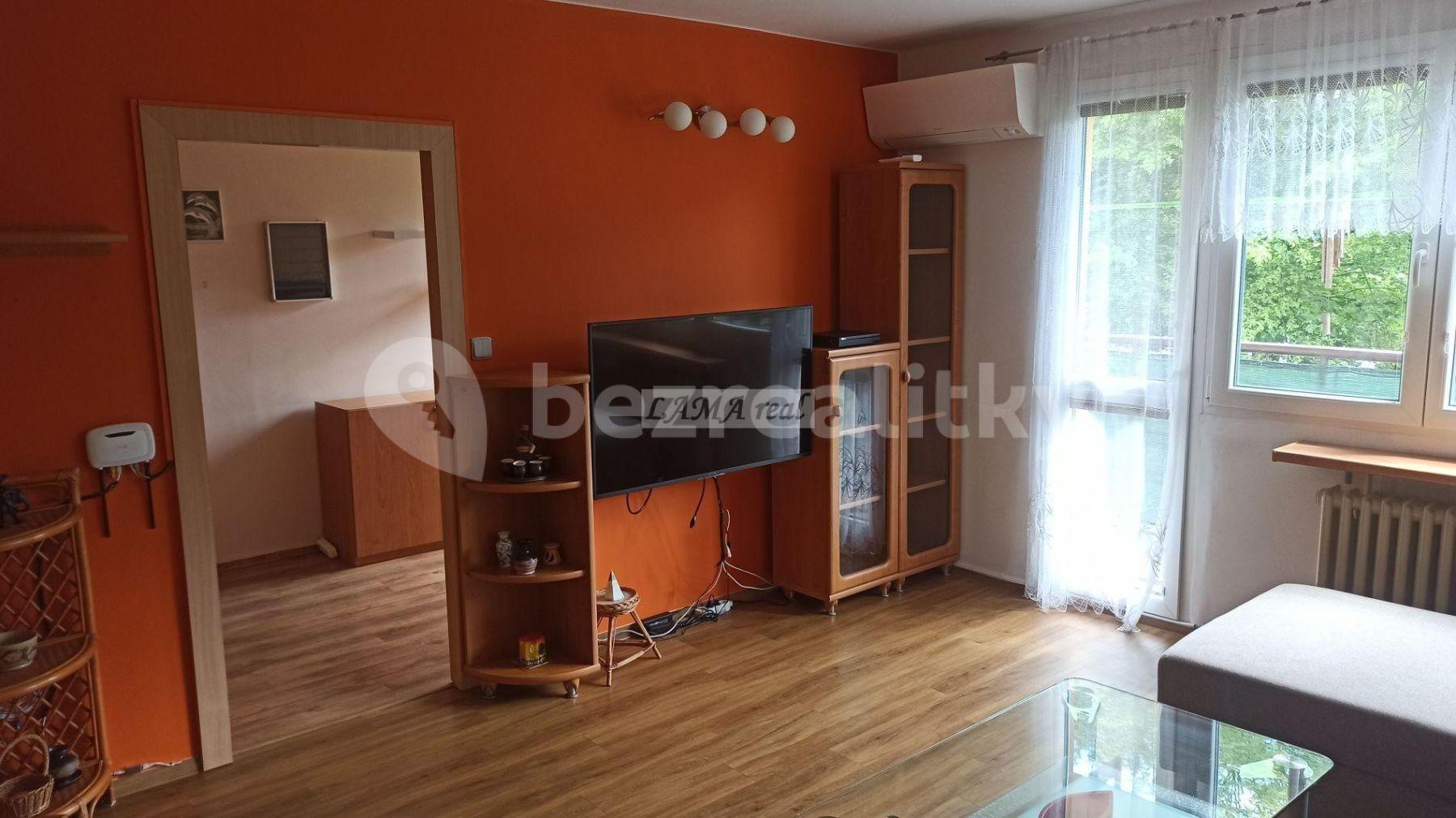 3 bedroom flat for sale, 64 m², Severní, Hradec Králové, Královéhradecký Region