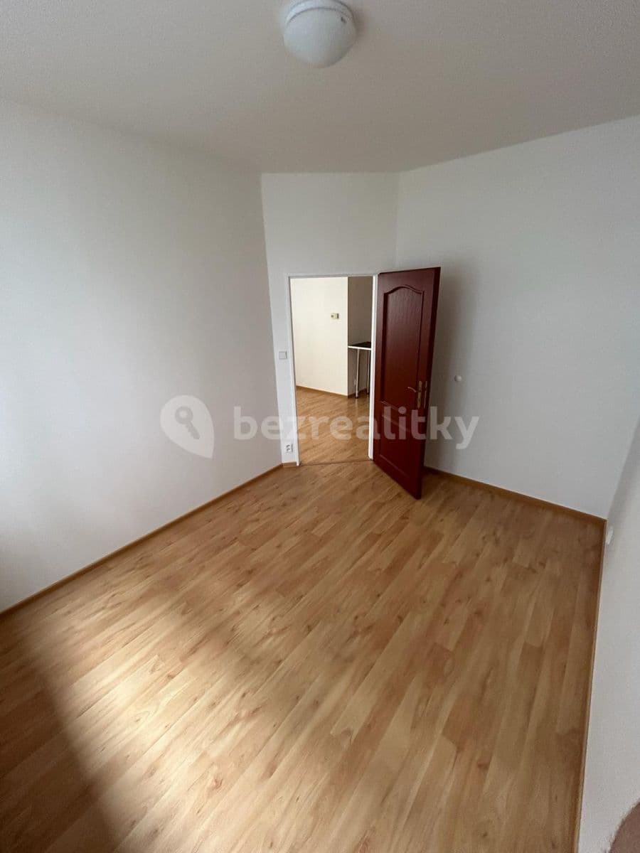 1 bedroom with open-plan kitchen flat to rent, 48 m², Drahobejlova, Prague, Prague 1 bedroom with open-plan kitchen flat to rent, 48 m², Drahobejlova, Prague, Prague