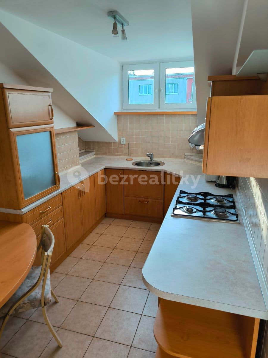 1 bedroom flat to rent, 40 m², Benešovo nábřeží, Zlín, Zlínský Region 1 bedroom flat to rent, 40 m², Benešovo nábřeží, Zlín, Zlínský Region
