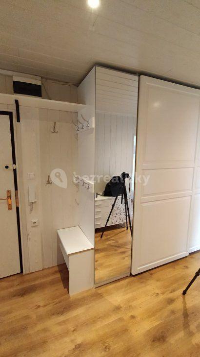 4 bedroom with open-plan kitchen flat for sale, 114 m², Anastázova, Prague, Prague