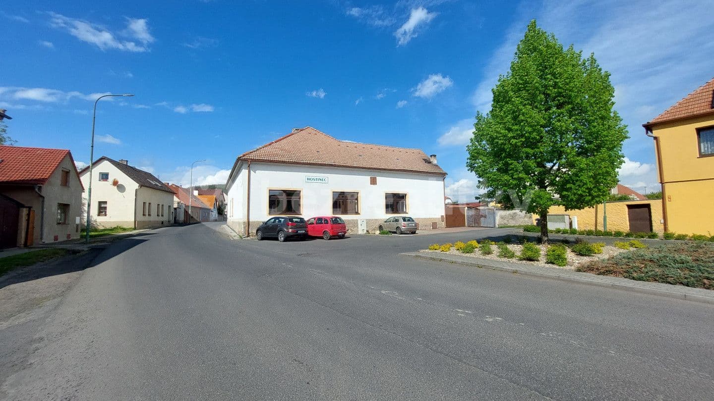 house for sale, 105 m², Vršovice, Ústecký Region