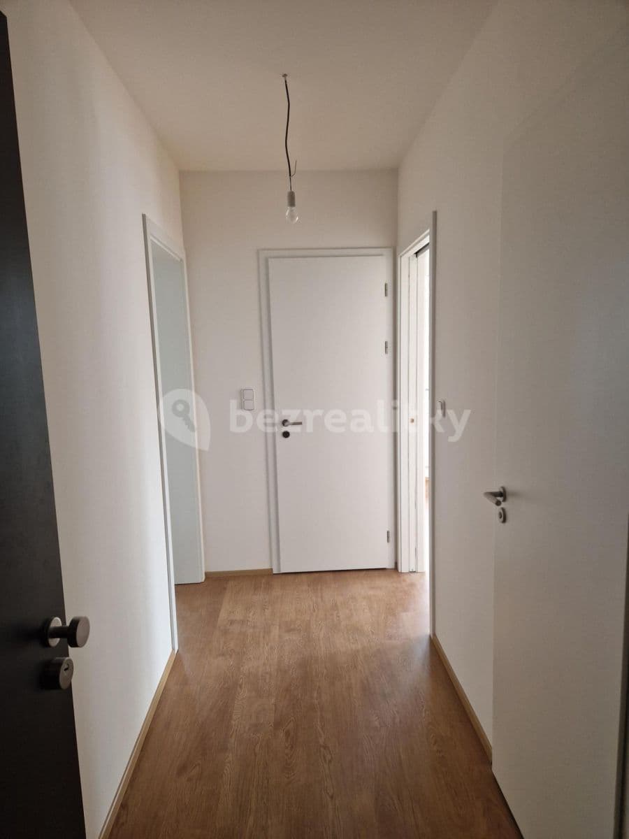 1 bedroom with open-plan kitchen flat to rent, 53 m², Pod Harfou, Prague, Prague 1 bedroom with open-plan kitchen flat to rent, 53 m², Pod Harfou, Prague, Prague