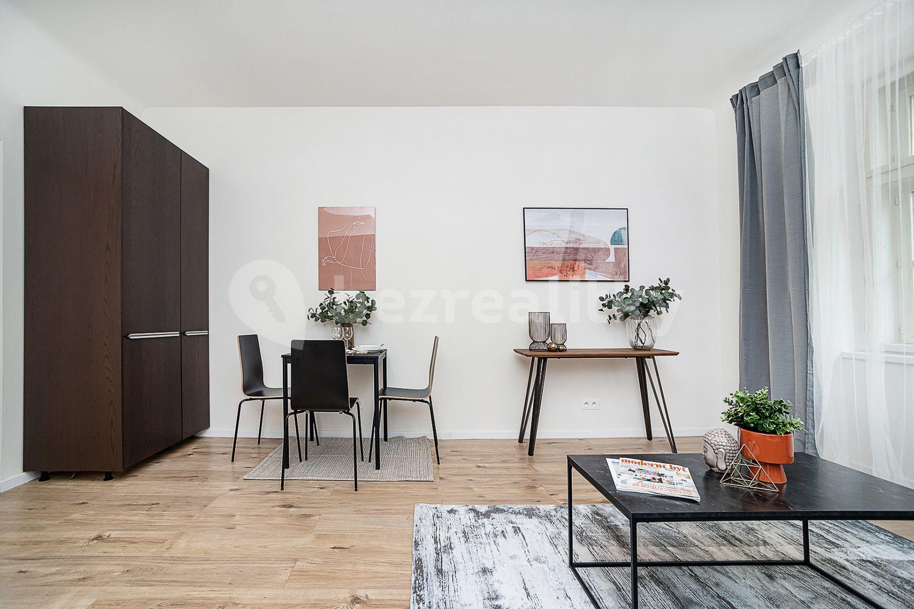 2 bedroom with open-plan kitchen flat for sale, 55 m², Konšelská, Prague, Prague
