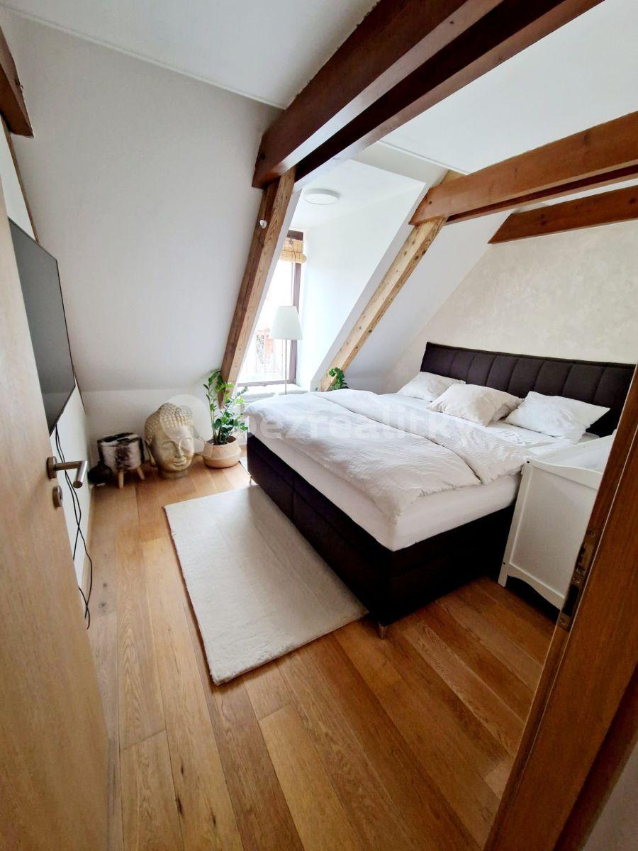 2 bedroom with open-plan kitchen flat for sale, 79 m², Lidická, Středokluky, Středočeský Region