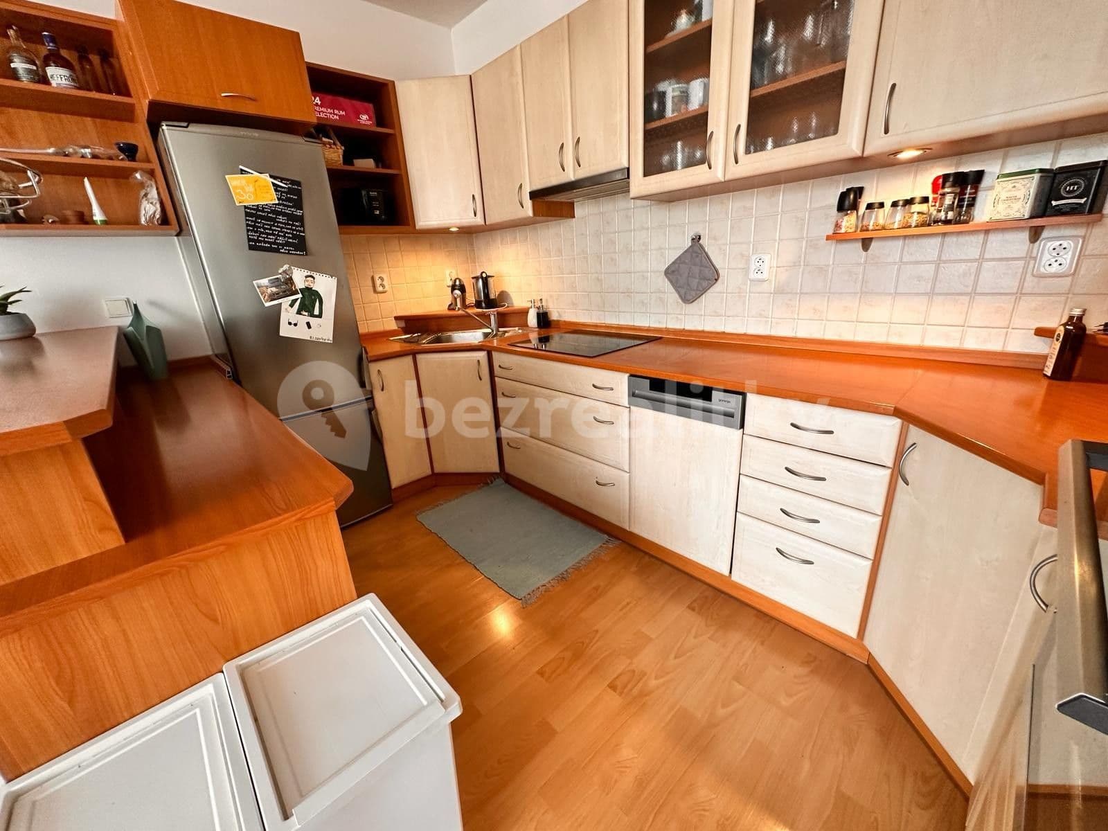 1 bedroom with open-plan kitchen flat to rent, 67 m², Bělohorská, Brno, Jihomoravský Region 1 bedroom with open-plan kitchen flat to rent, 67 m², Bělohorská, Brno, Jihomoravský Region