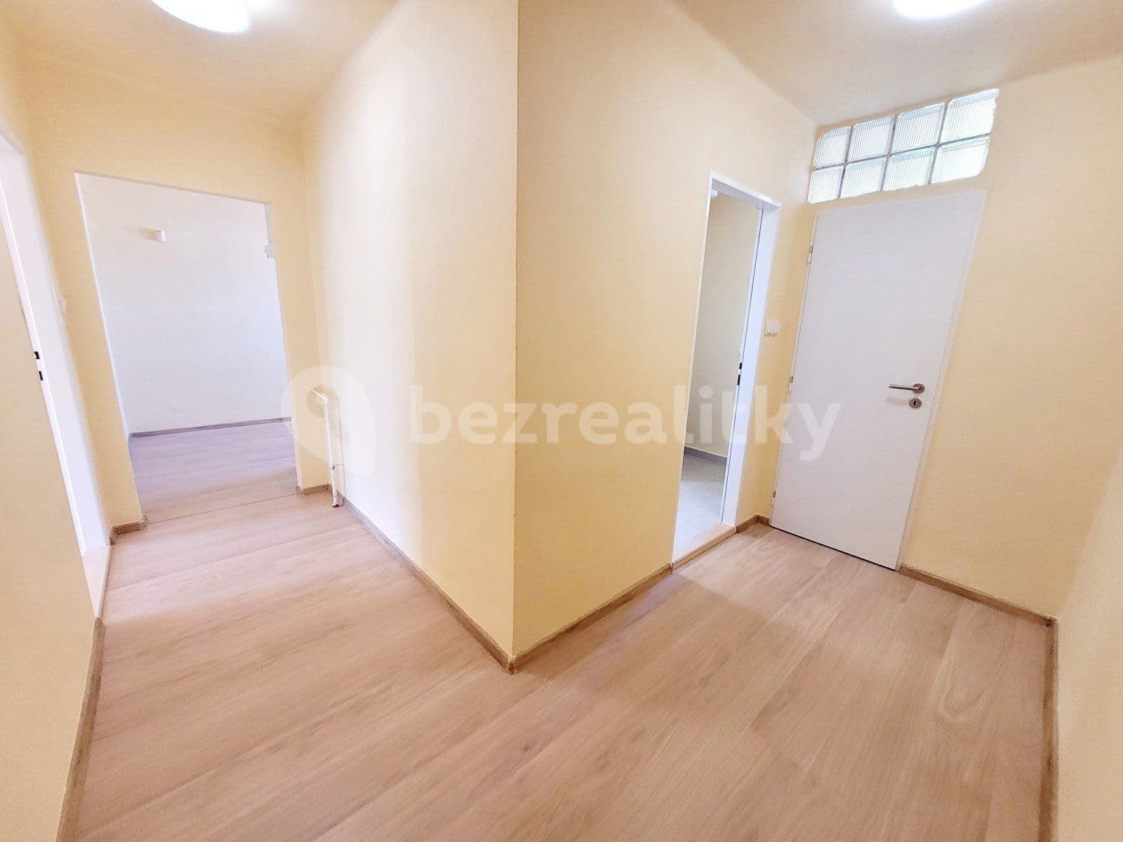 2 bedroom flat to rent, 52 m², Šenovská, Havířov, Moravskoslezský Region