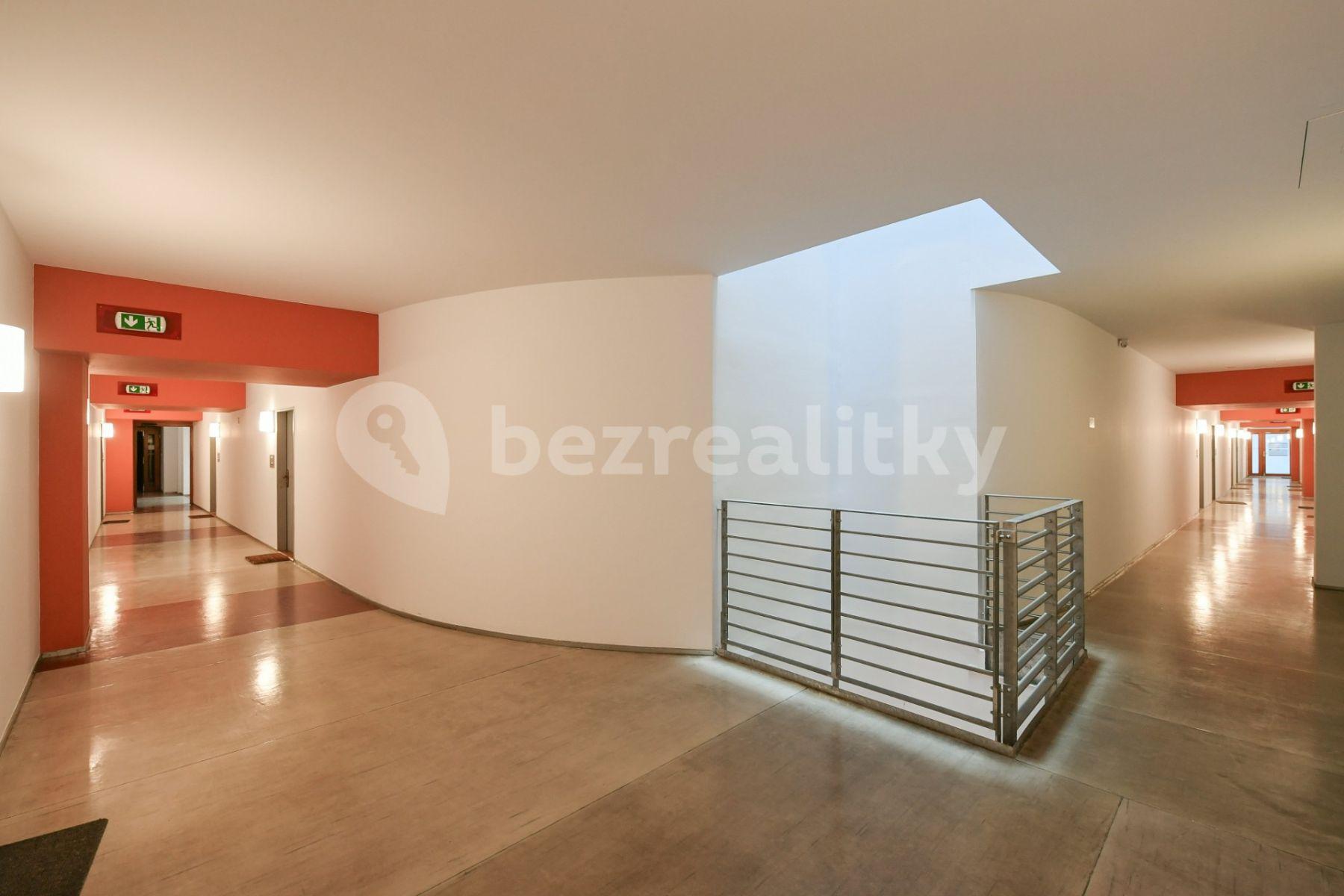1 bedroom with open-plan kitchen flat for sale, 44 m², Novákových, Prague, Prague