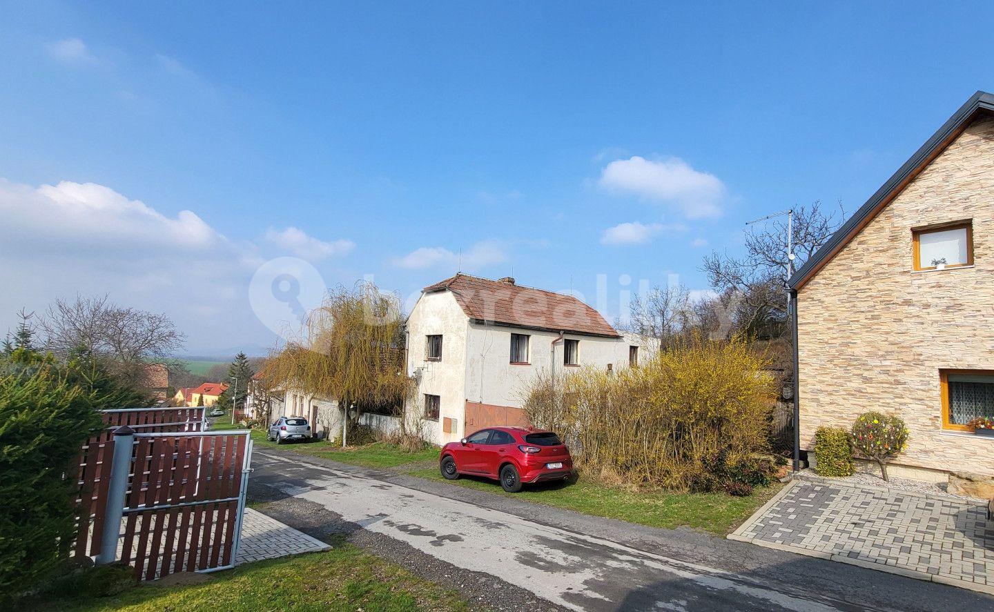 recreational property for sale, 274 m², Peruc, Ústecký Region