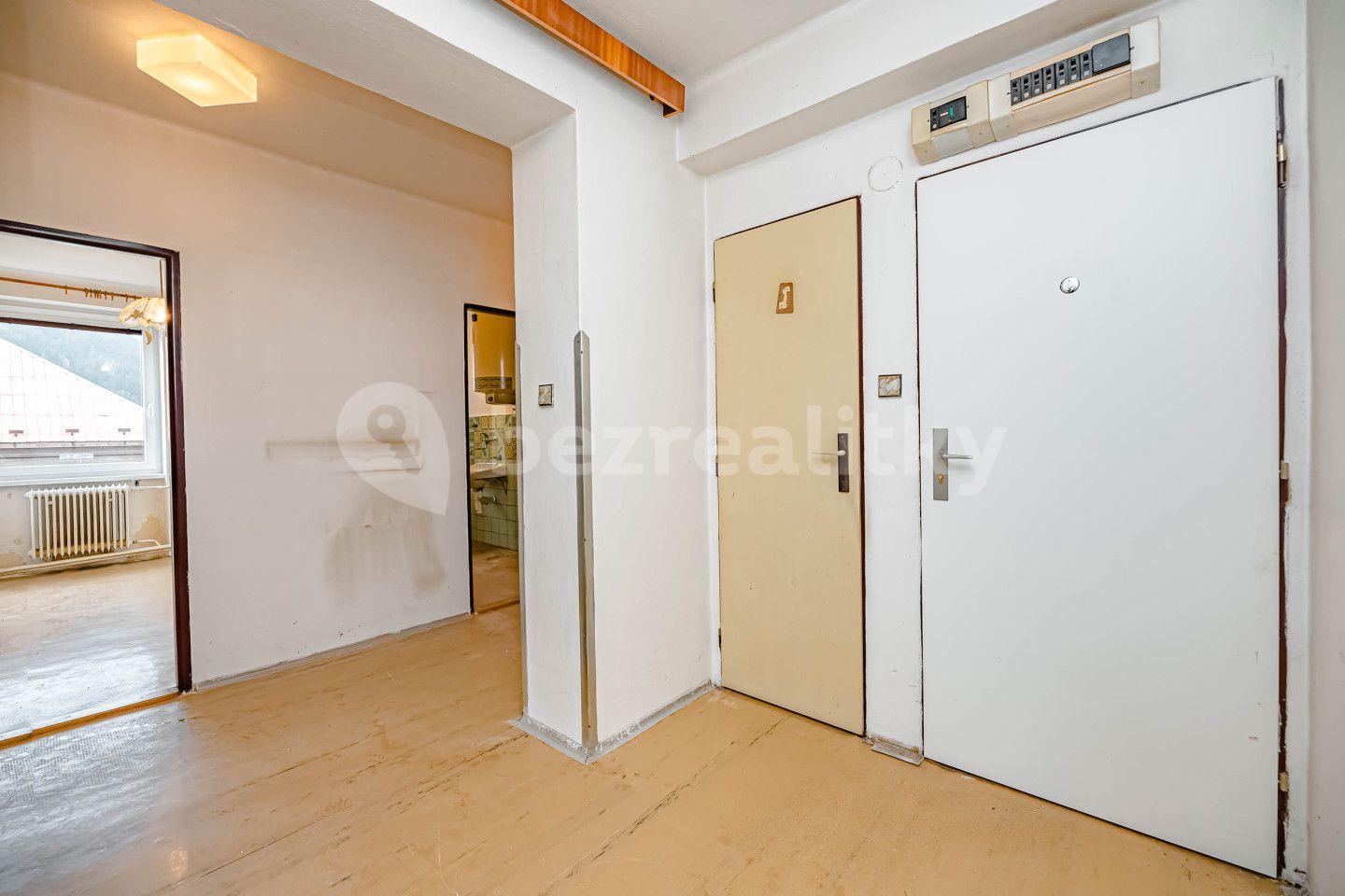 4 bedroom flat for sale, 80 m², Záchlumí, Pardubický Region