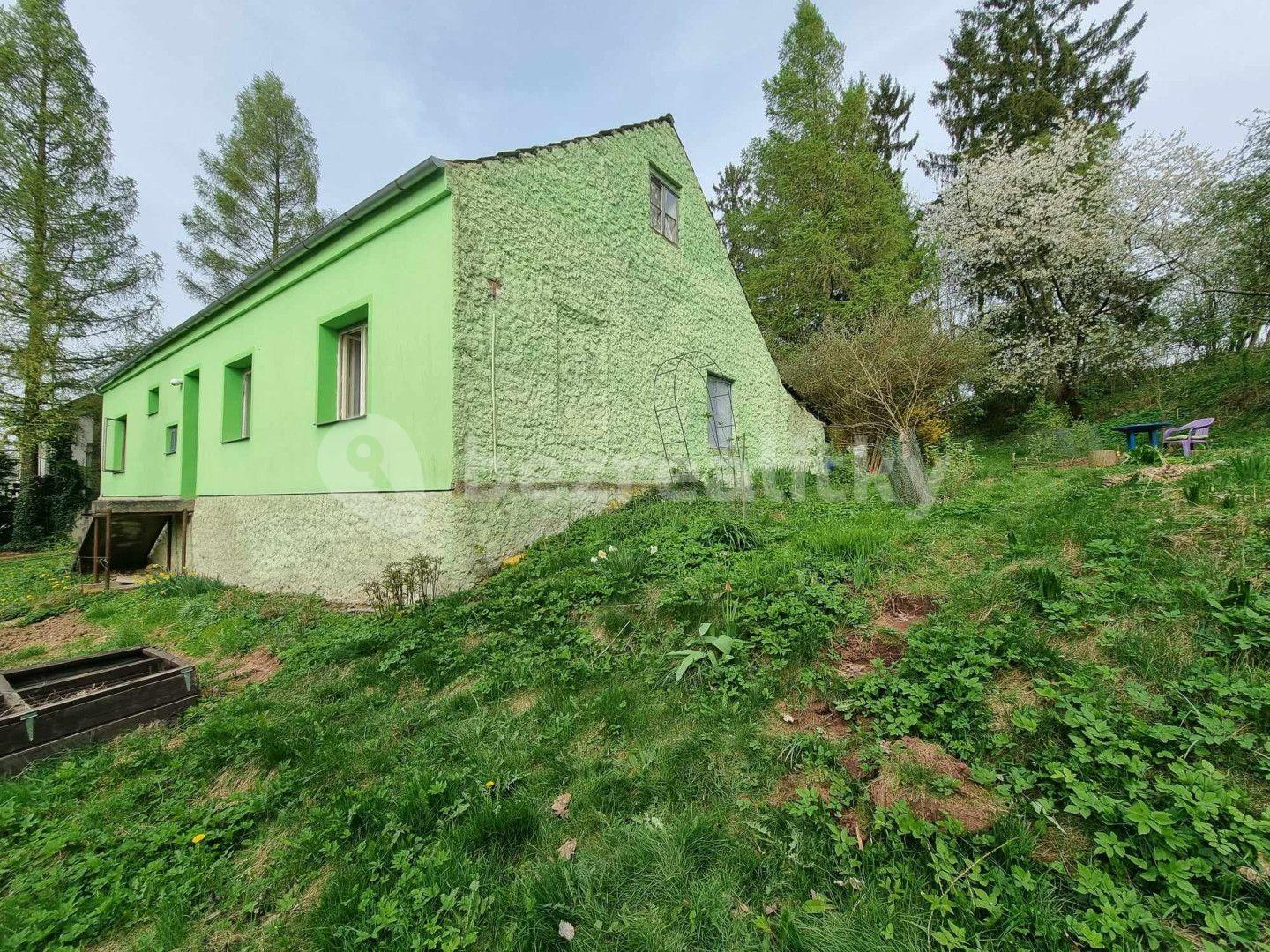 recreational property for sale, 662 m², Městečko Trnávka, Pardubický Region