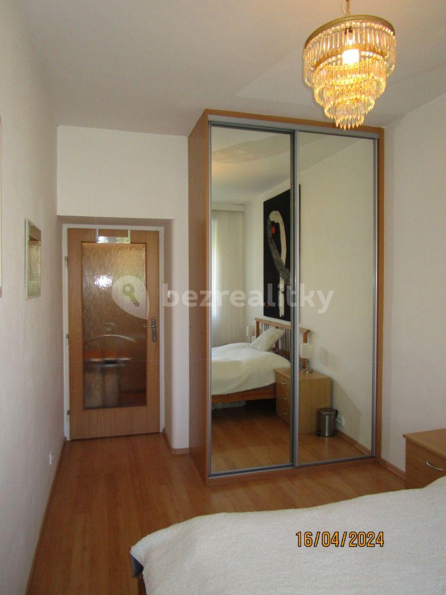 1 bedroom with open-plan kitchen flat to rent, 45 m², Kozí, Prague, Prague