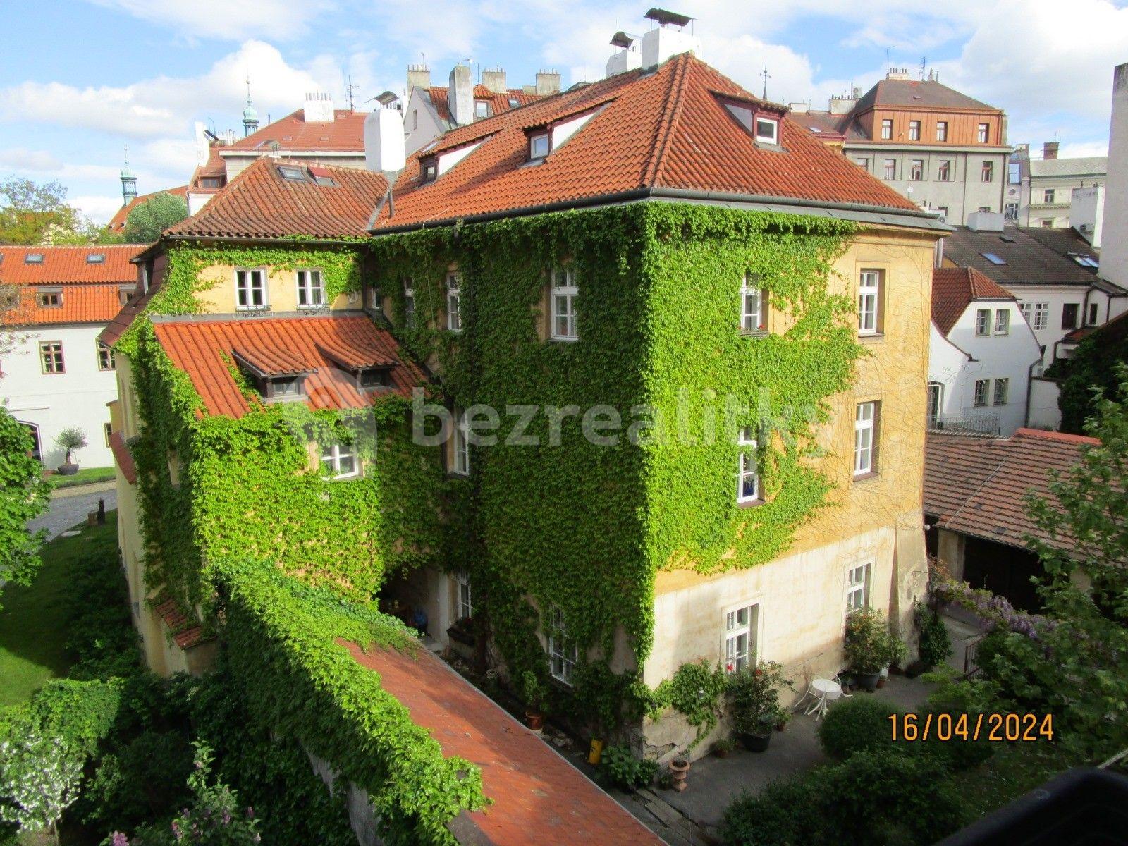 1 bedroom with open-plan kitchen flat to rent, 45 m², Kozí, Prague, Prague