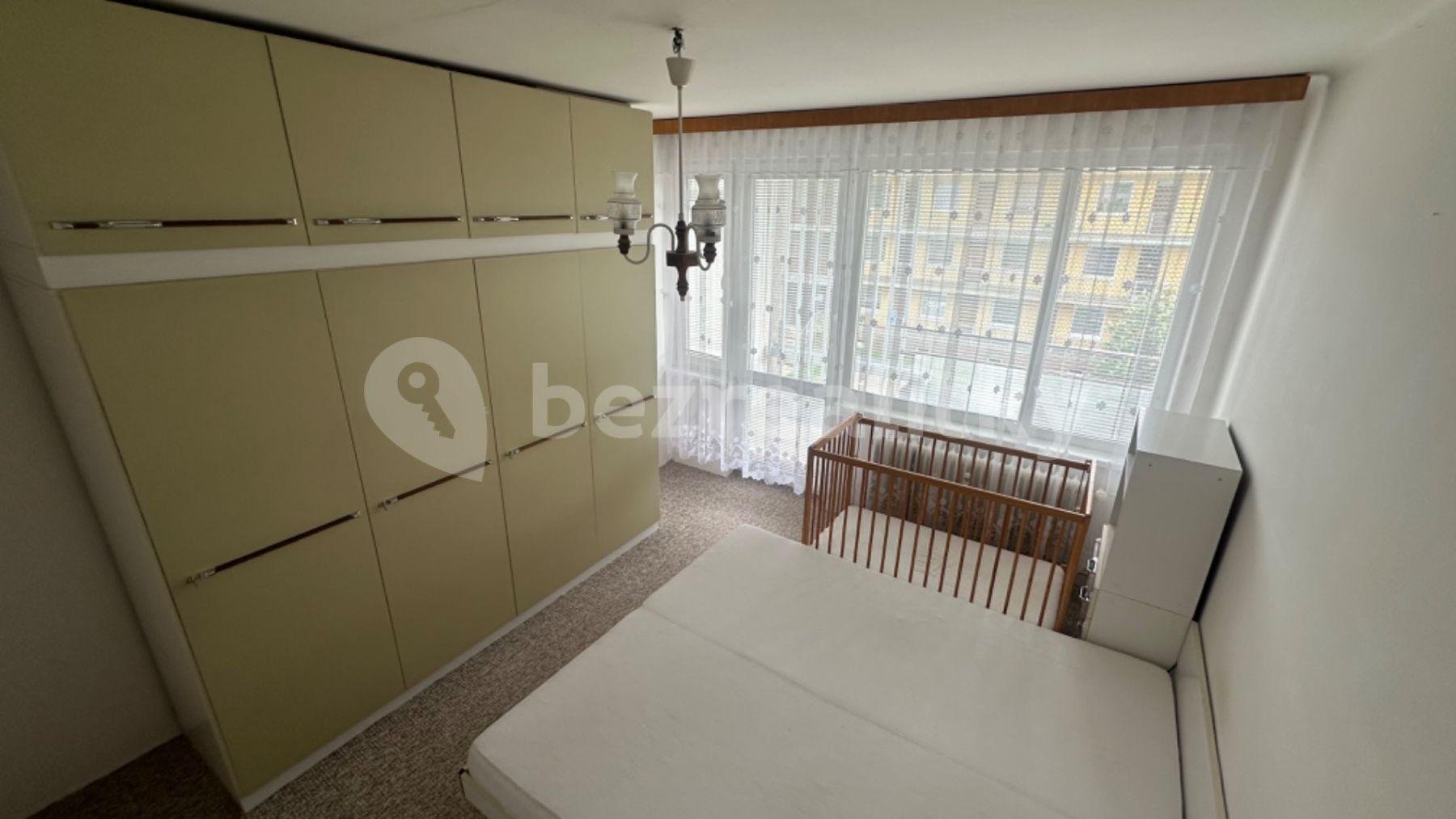 3 bedroom flat to rent, 76 m², Gen. Kholla, Příbram, Středočeský Region