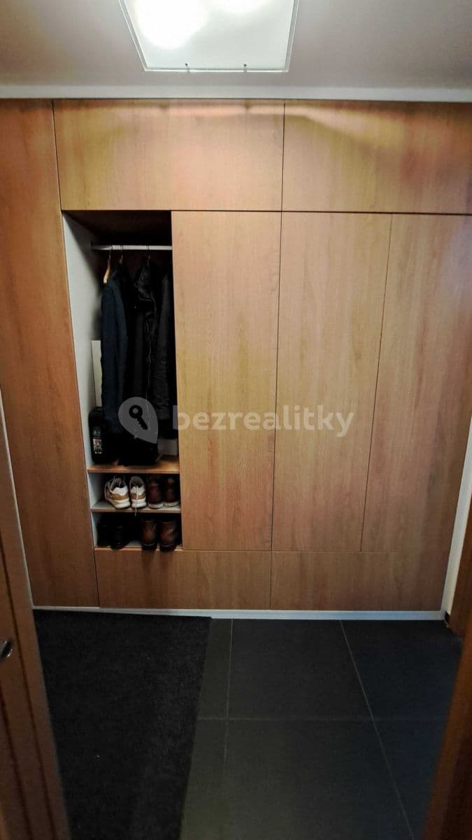 Studio flat to rent, 38 m², Uruguayská, Prague, Prague Studio flat to rent, 38 m², Uruguayská, Prague, Prague