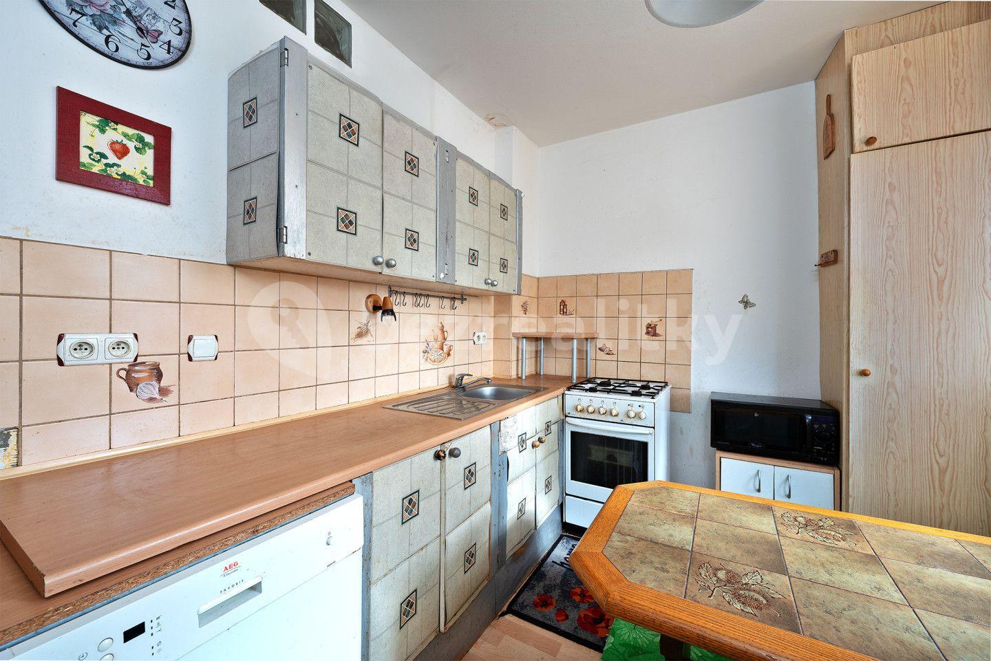 2 bedroom flat for sale, 62 m², Holešická, Chomutov, Ústecký Region