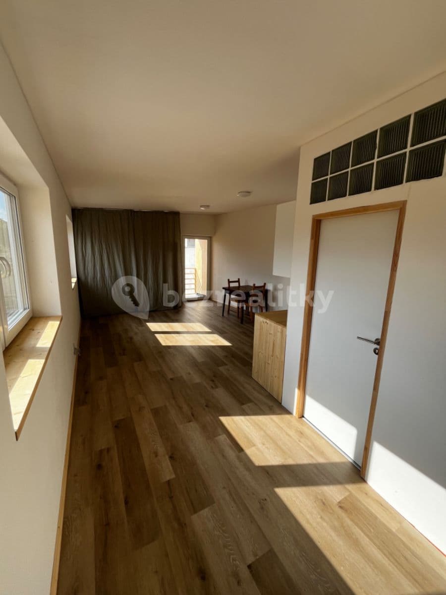 Studio flat to rent, 35 m², Trnkova, Brno, Jihomoravský Region Studio flat to rent, 35 m², Trnkova, Brno, Jihomoravský Region