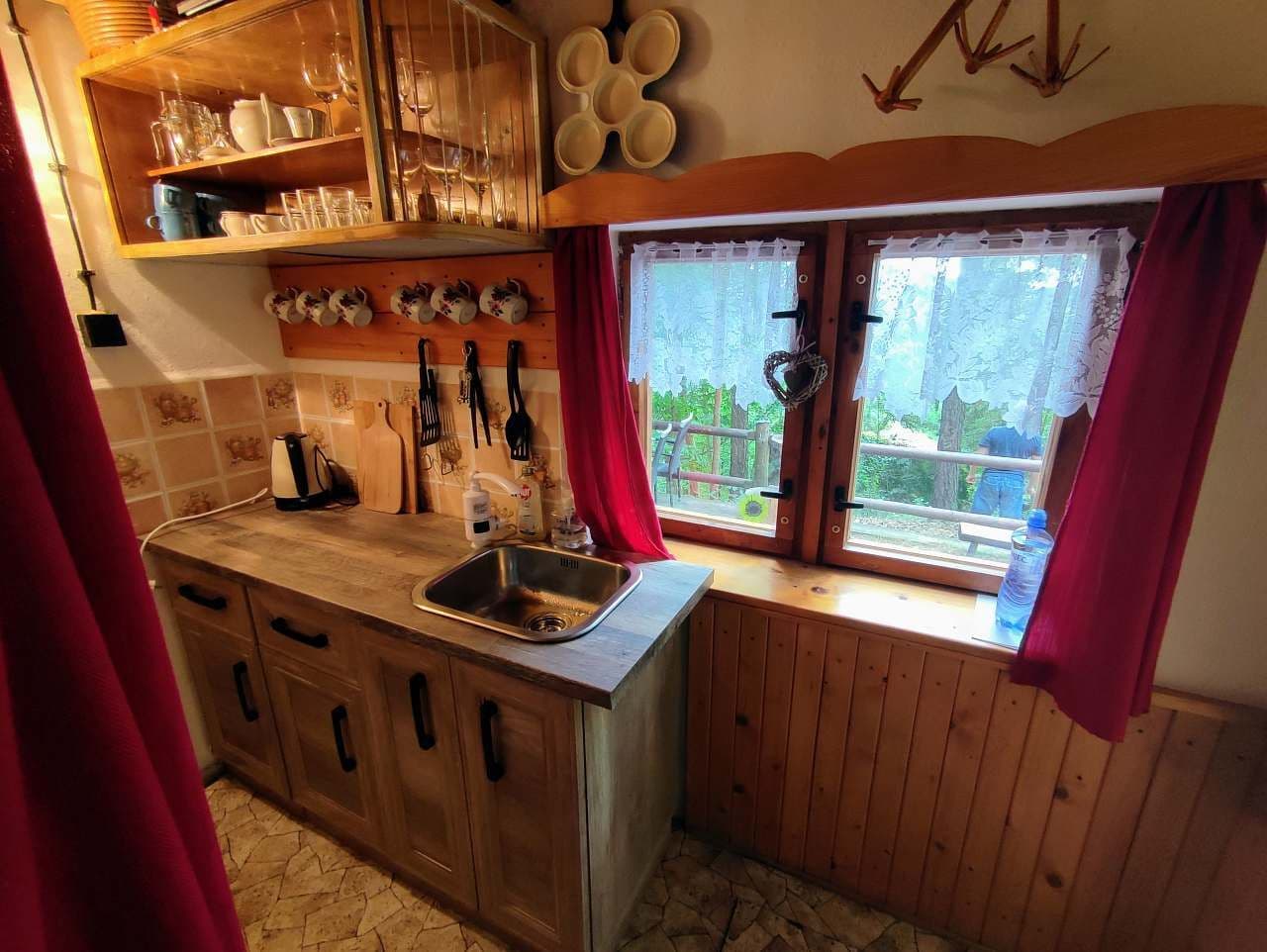 recreational property to rent, 0 m², Rovensko pod Troskami, Liberecký Region recreational property to rent, 0 m², Rovensko pod Troskami, Liberecký Region