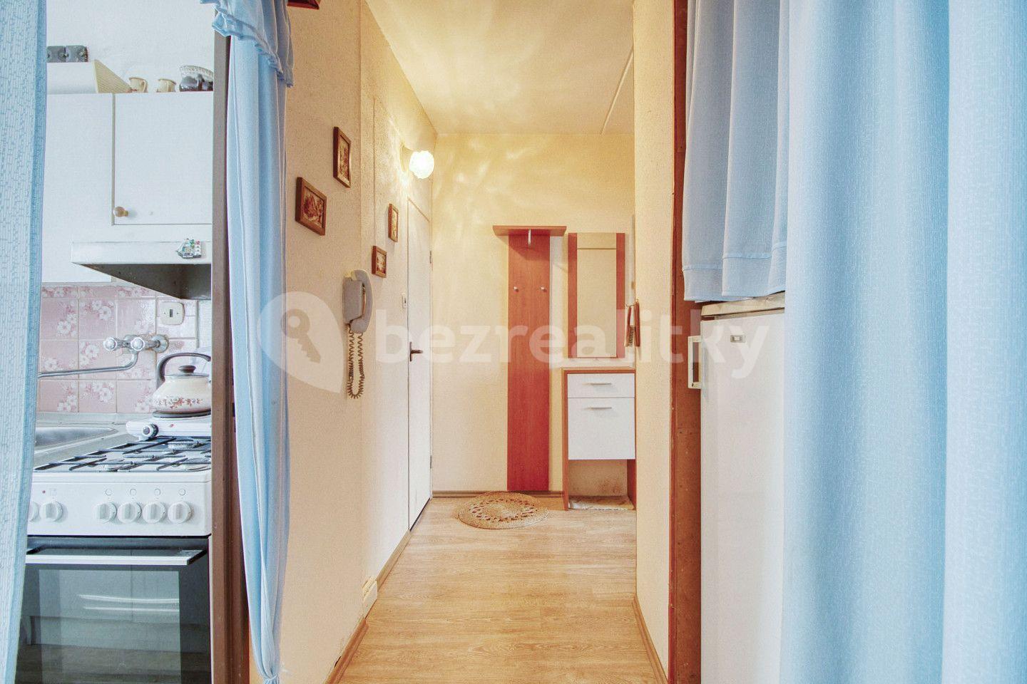 2 bedroom flat for sale, 48 m², Bělojarská, Tachov, Plzeňský Region