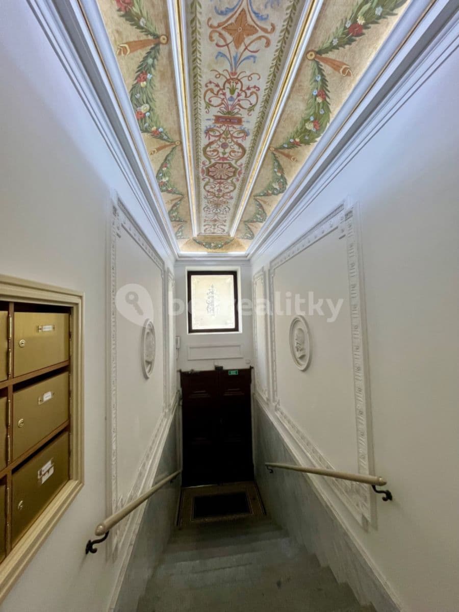 7 bedroom flat to rent, 250 m², Trojanova, Prague, Prague 7 bedroom flat to rent, 250 m², Trojanova, Prague, Prague