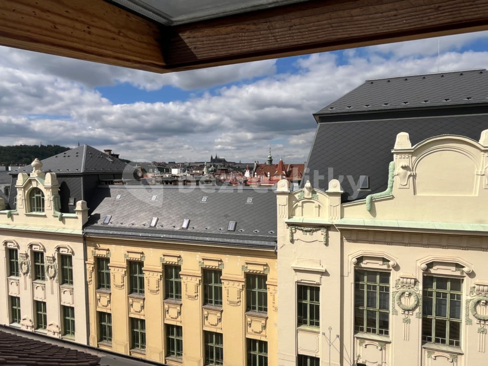 7 bedroom flat to rent, 250 m², Trojanova, Prague, Prague 7 bedroom flat to rent, 250 m², Trojanova, Prague, Prague