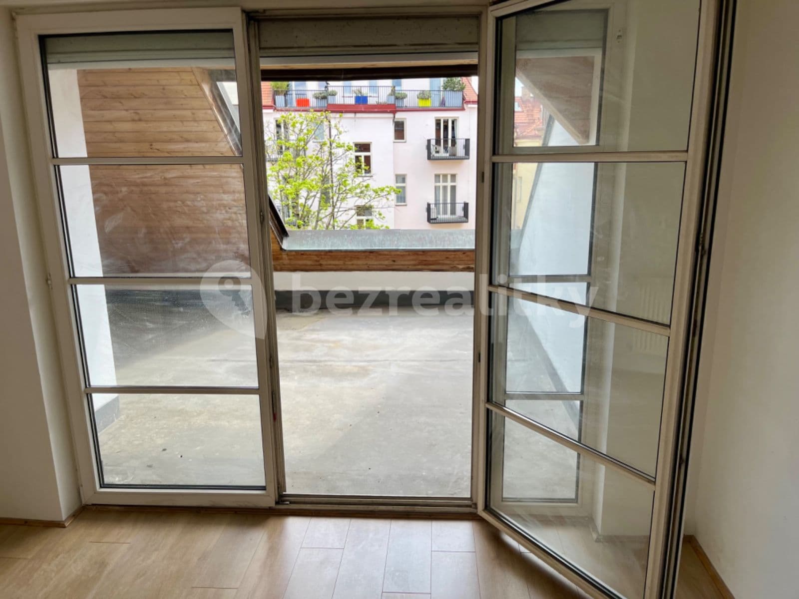 7 bedroom flat to rent, 250 m², Trojanova, Prague, Prague 7 bedroom flat to rent, 250 m², Trojanova, Prague, Prague