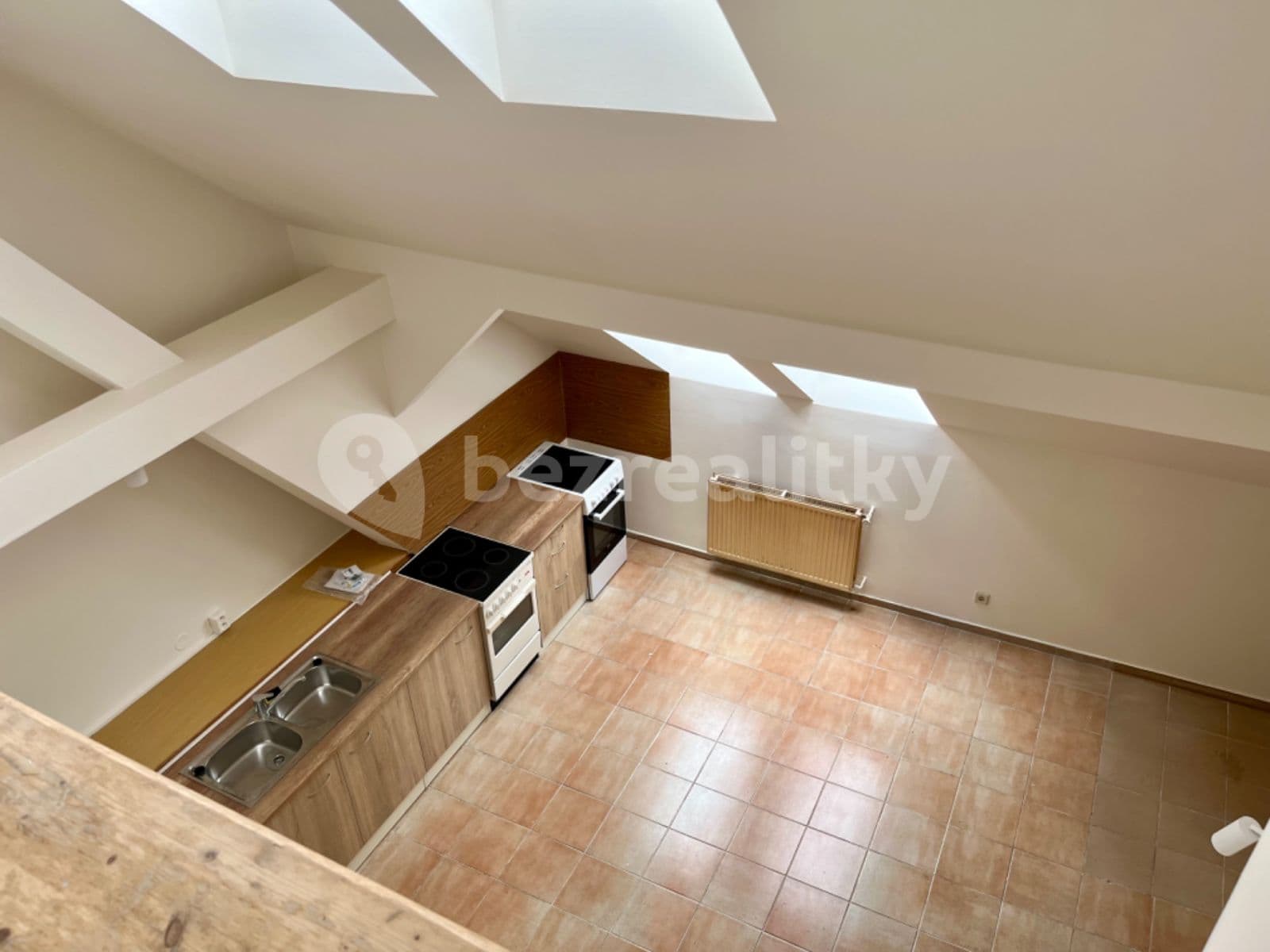 7 bedroom flat to rent, 250 m², Trojanova, Prague, Prague 7 bedroom flat to rent, 250 m², Trojanova, Prague, Prague